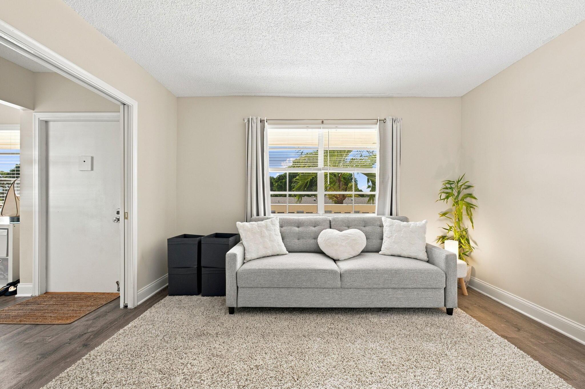 1121 CACTUS Terrace 203, Delray Beach, FL 33445, Delray Beach - Photo 4