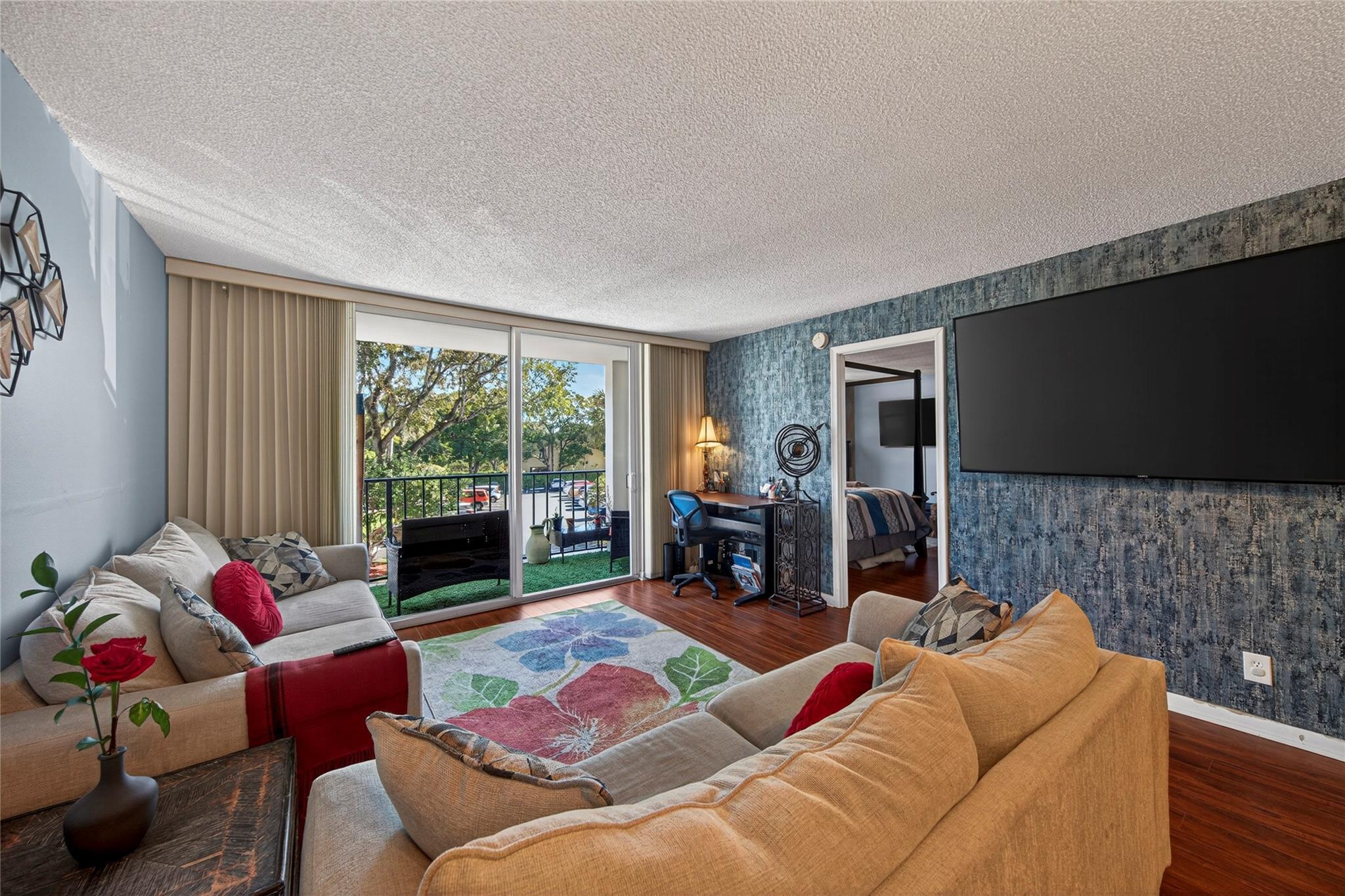 1800 N ANDREWS Avenue 2F, Fort Lauderdale, FL 33311, Fort Lauderdale - Photo 4