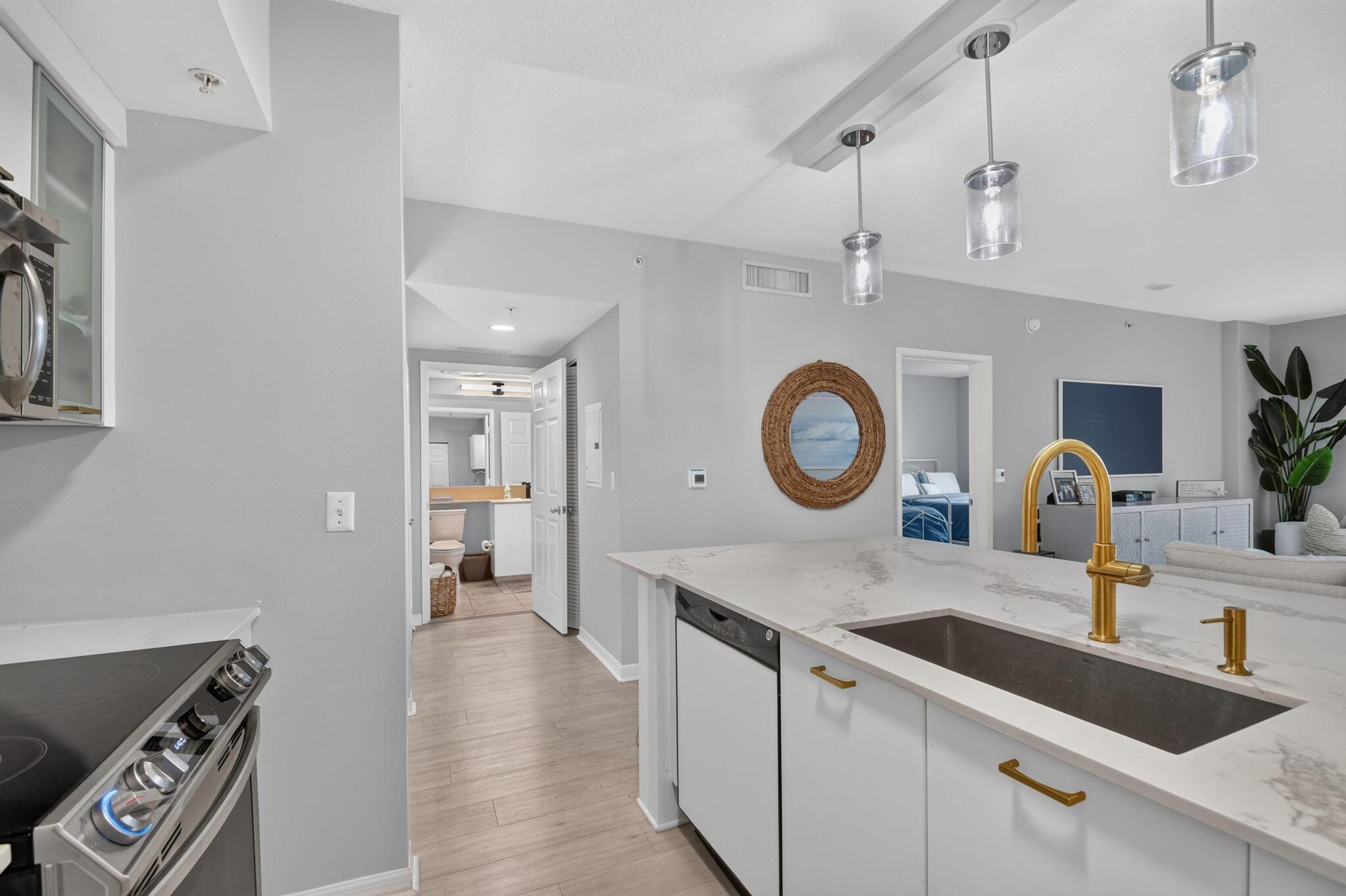 625 Casa Loma Boulevard 506, Boynton Beach, FL 33435, Boynton Beach - Photo 5
