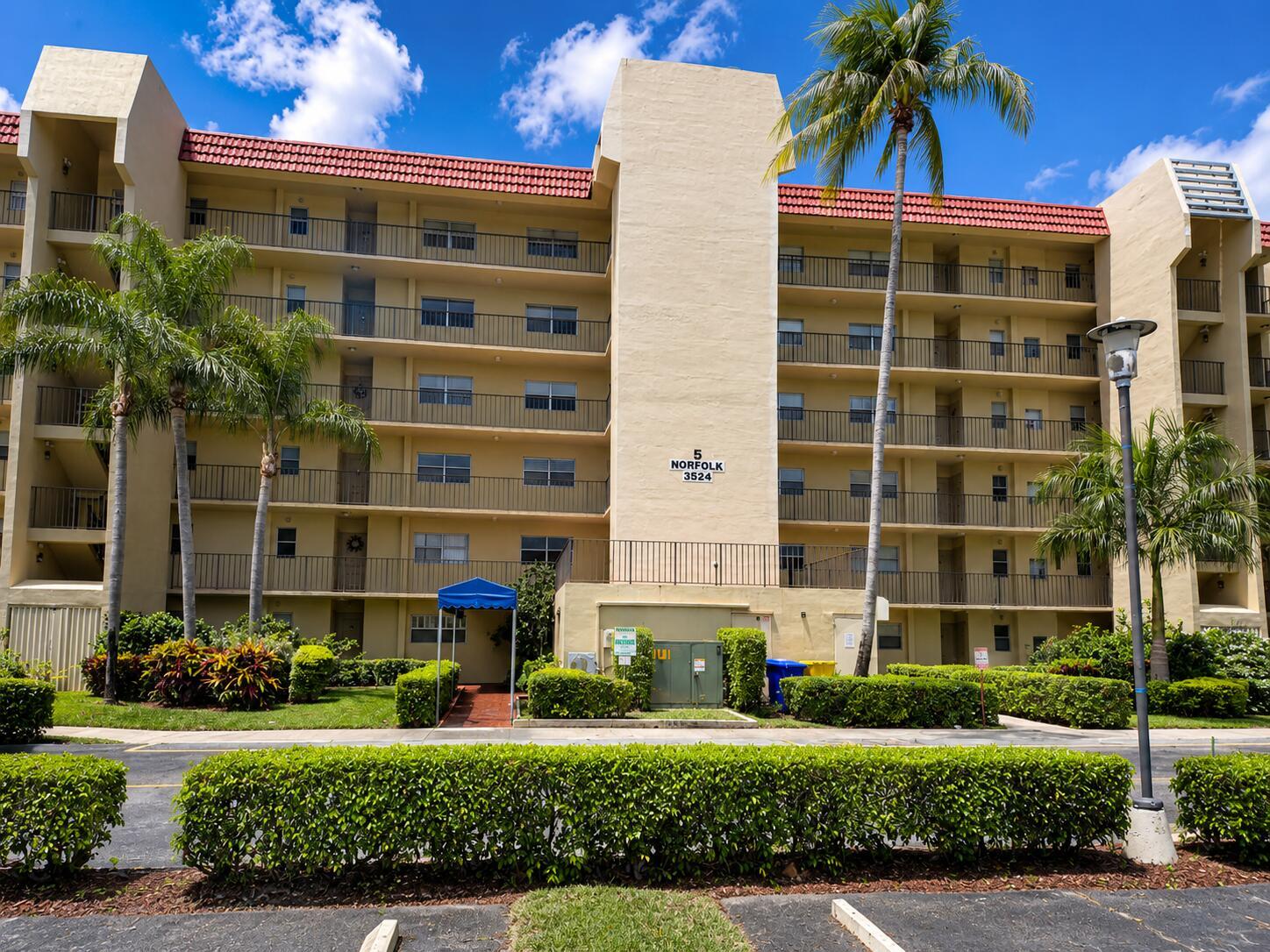 3524 Via Poinciana Apt 104, Lake Worth, FL 33467, Lake Worth