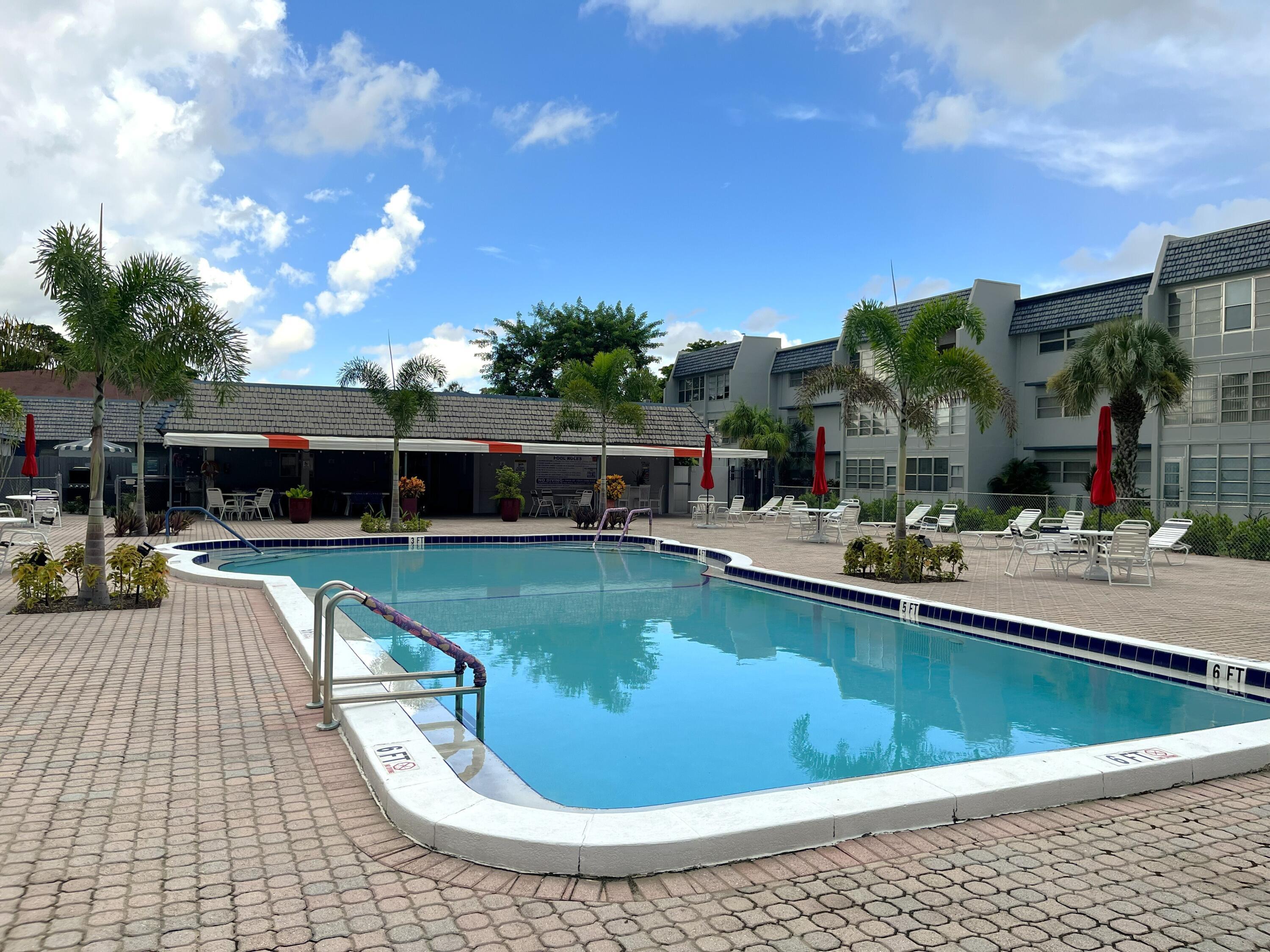 7837 Golf Circle Drive 206, Margate, FL 33063, Margate