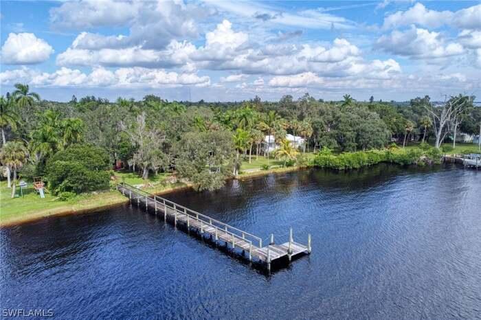 67 W North Shore Avenue, North Fort Myers, FL 33903, North Fort Myers - Photo 2