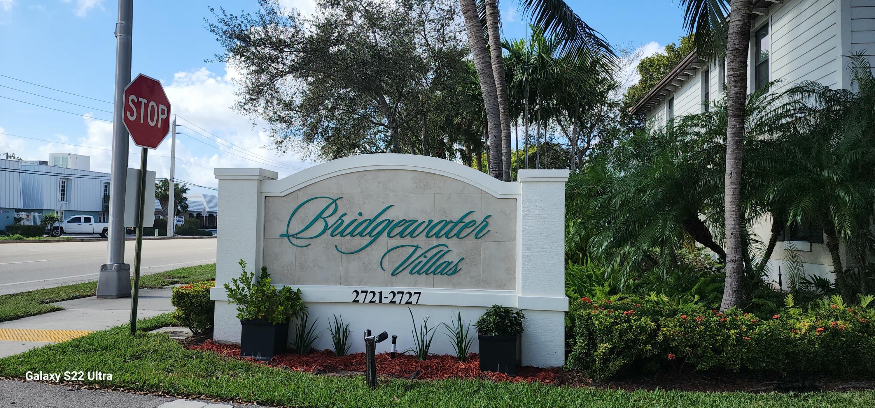 2723 NE 14th Street 108, Pompano Beach, FL 33062, Pompano Beach - Photo 2