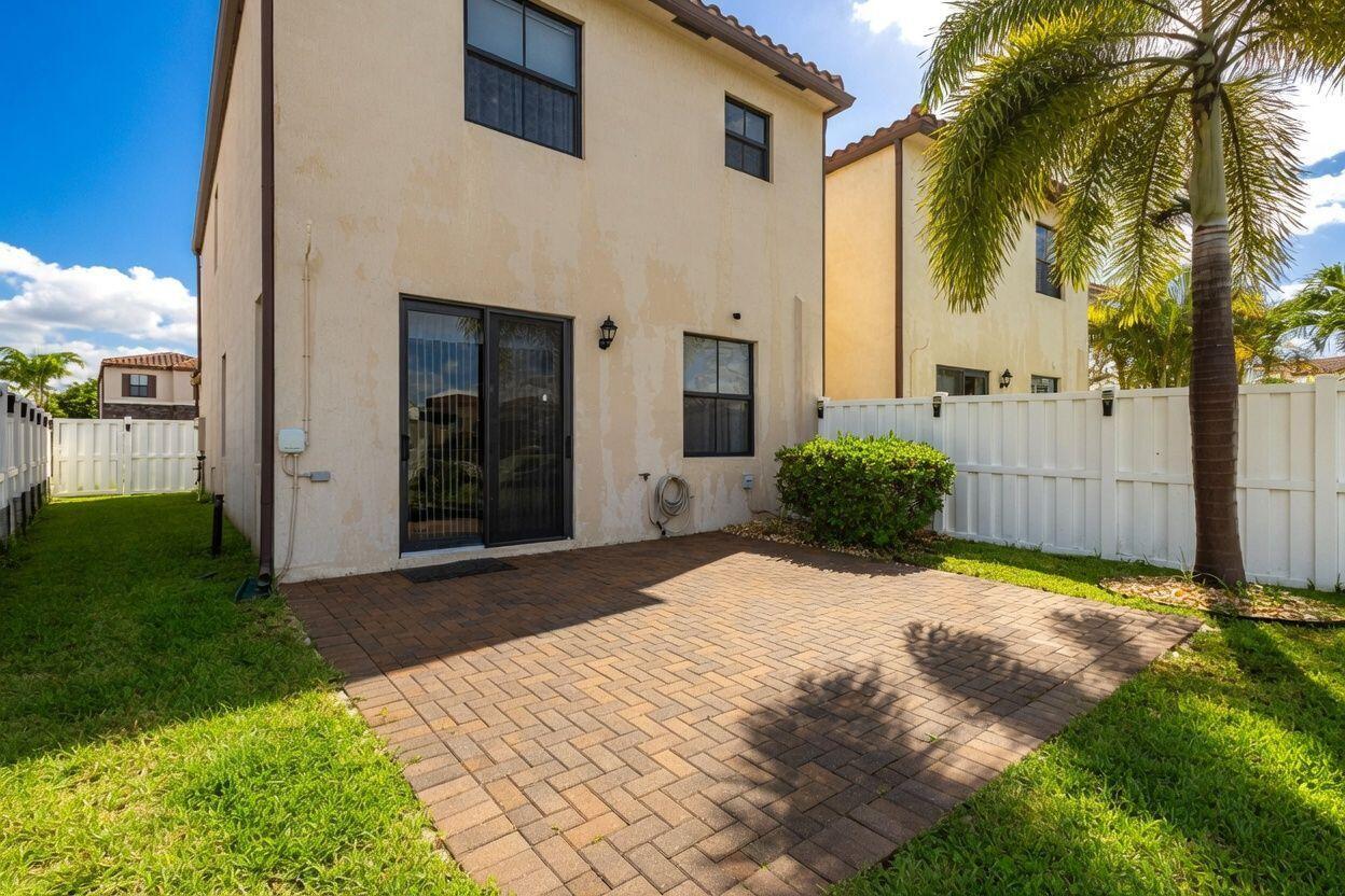 3002 Butternut Lane, Riviera Beach, FL 33410, Riviera Beach - Photo 5