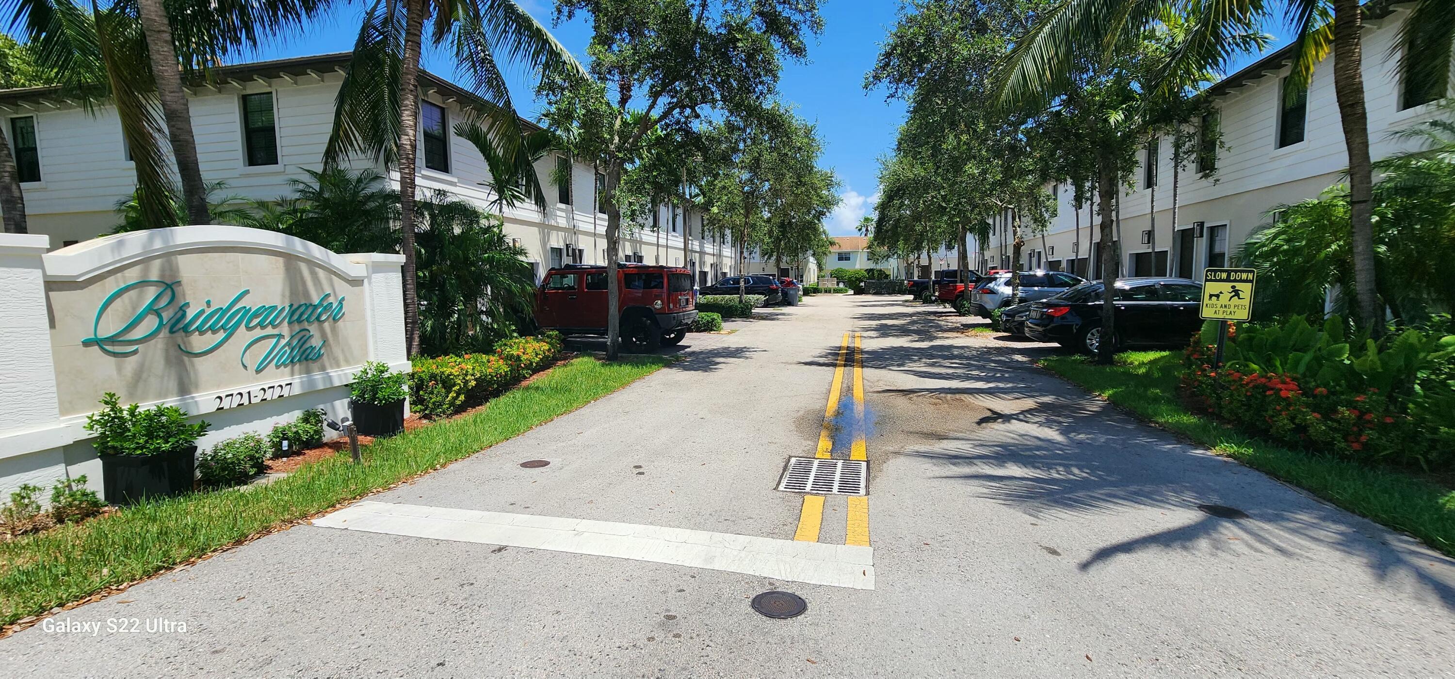 2723 NE 14th Street 108, Pompano Beach, FL 33062, Pompano Beach