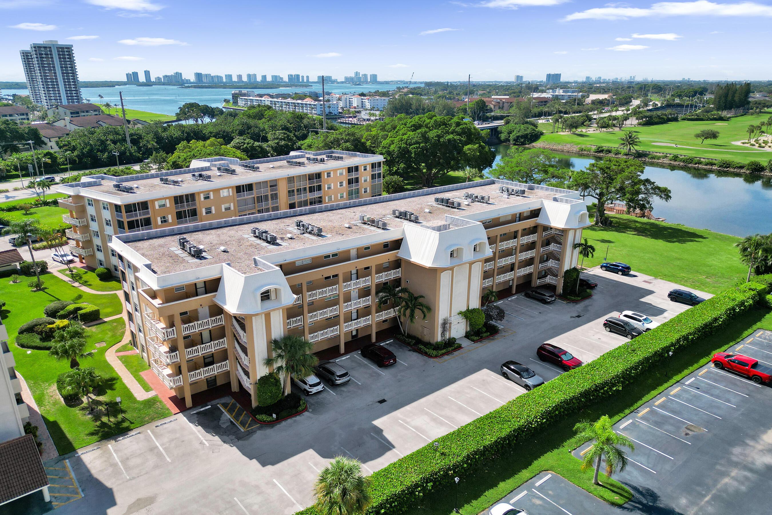 308 GOLFVIEW Road 406, North Palm Beach, FL 33408, North Palm Beach