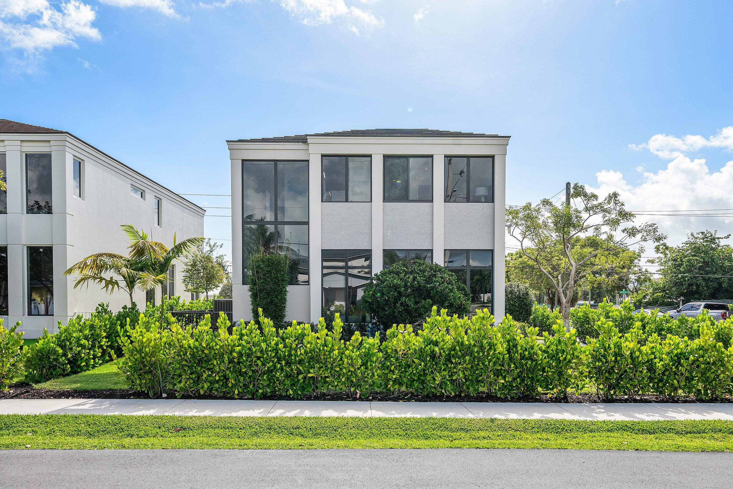 521 SE 4TH Avenue, Delray Beach, FL 33483, Delray Beach - Photo 2