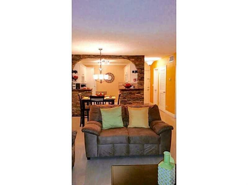 760 SE 2nd Avenue, Deerfield Beach, FL 33441, Deerfield Beach - Photo 2
