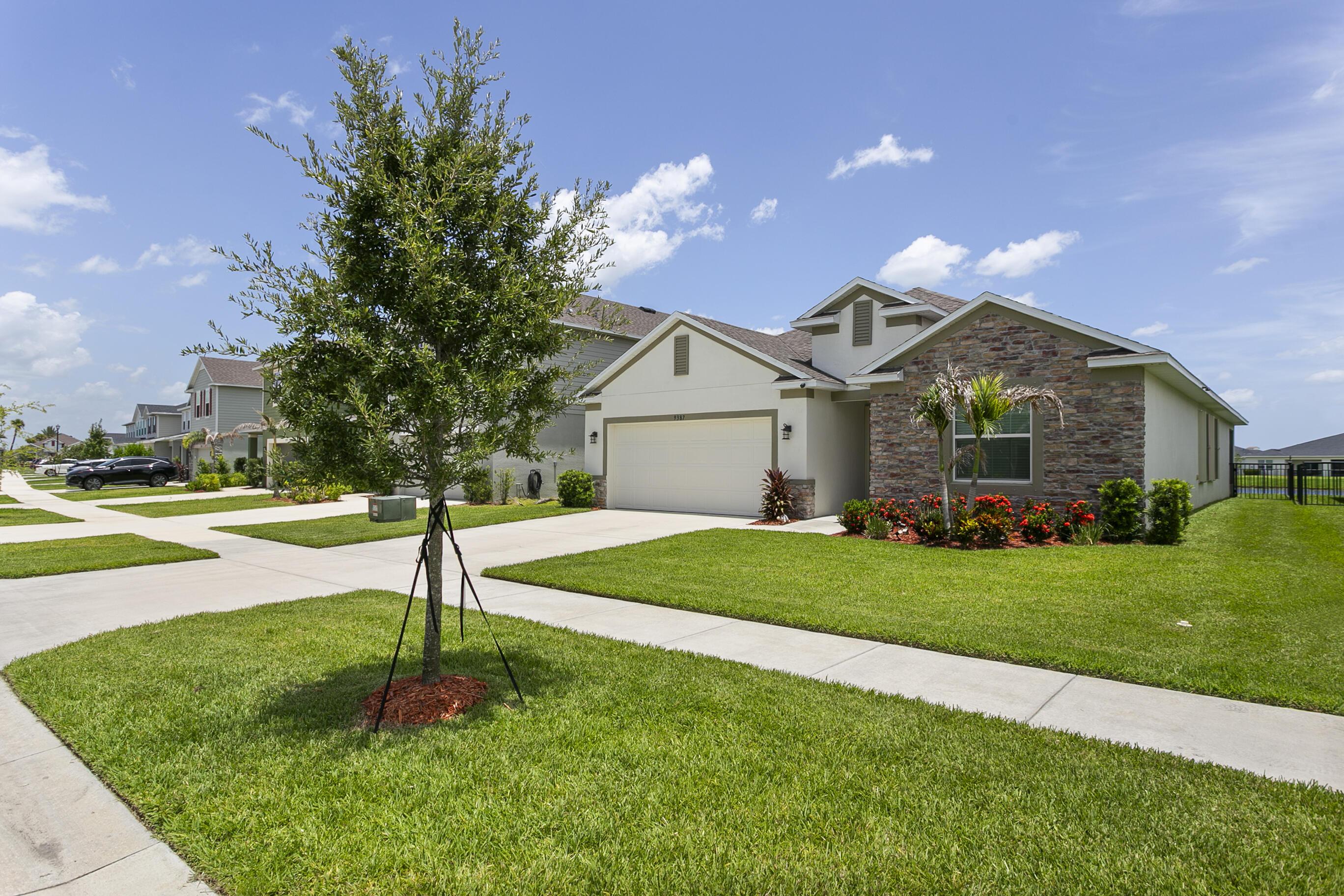 9387 SW SERAPIS Way SW 9387, Port St. Lucie, FL 34987, Port St. Lucie - Photo 4