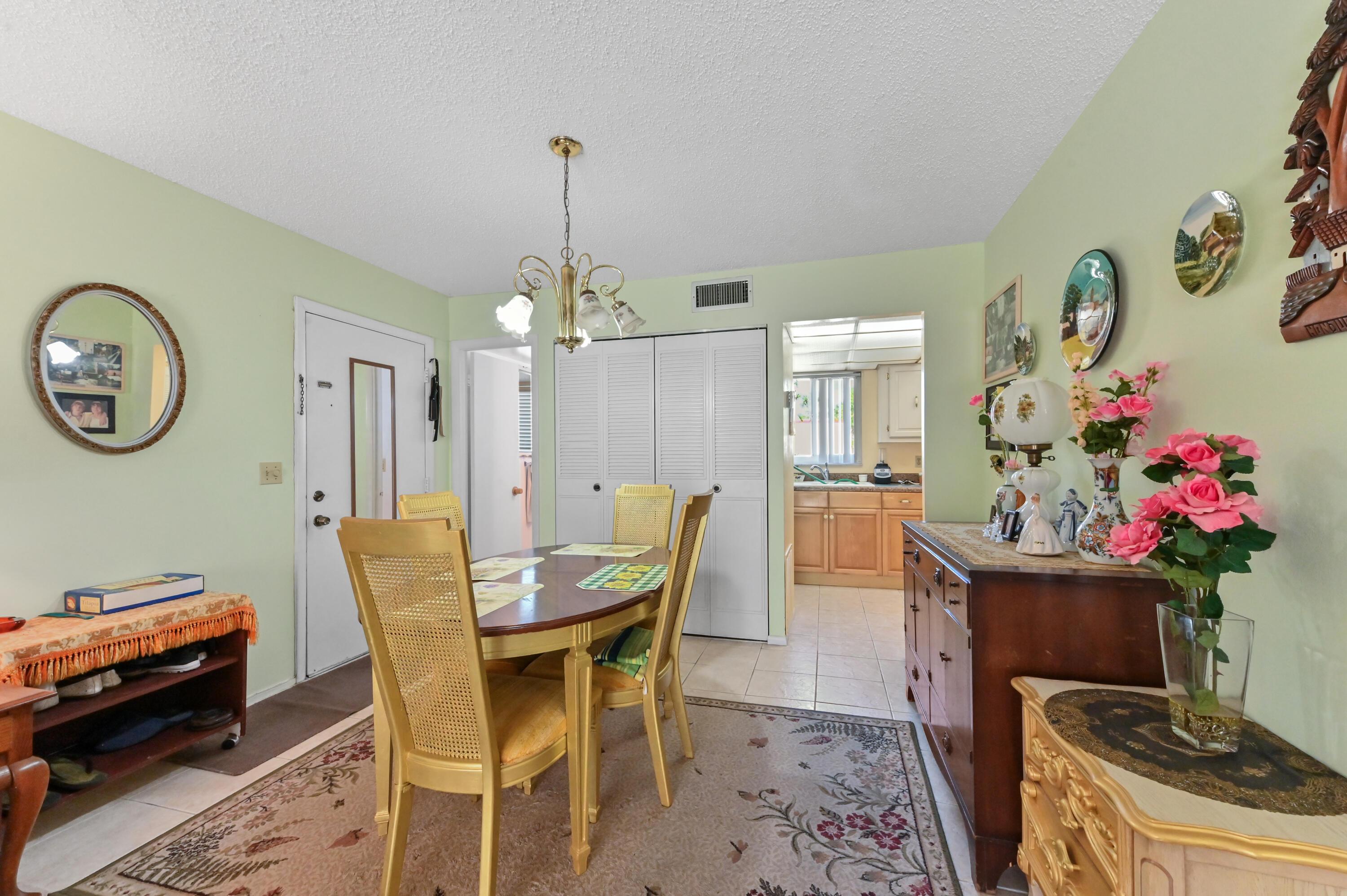 368 Lake Frances Drive 368, West Palm Beach, FL 33411, West Palm Beach - Photo 5