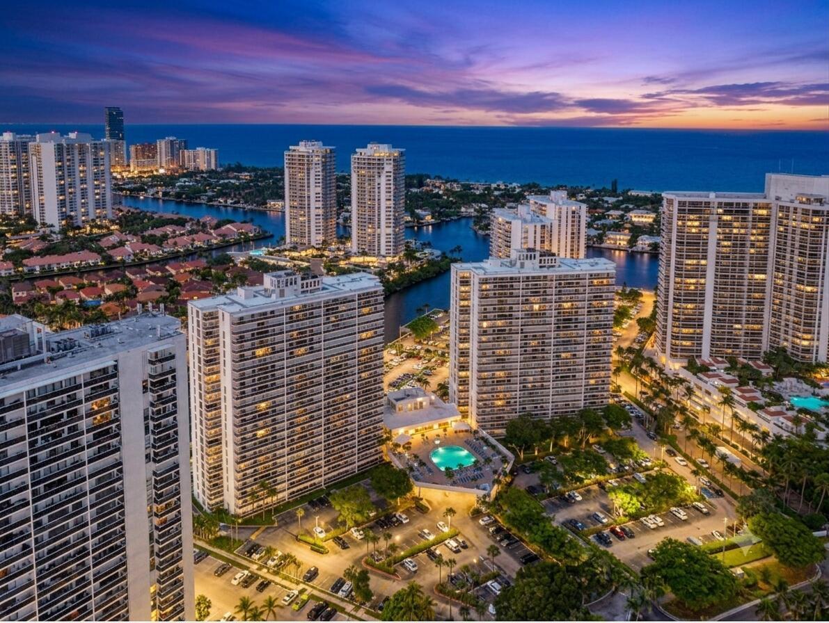 3701 N COUNTRY CLUB Drive 404, Aventura, FL 33180, Aventura
