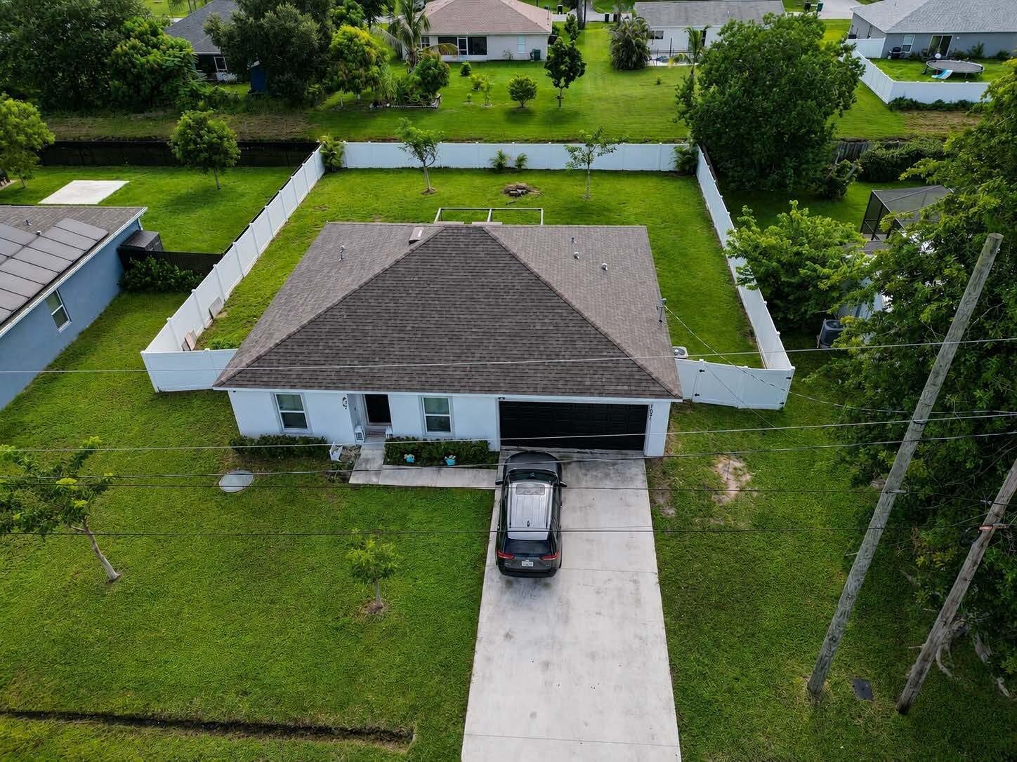 1921 SE JOYNER Circle, Port St. Lucie, FL 34952, Port St. Lucie - Photo 3