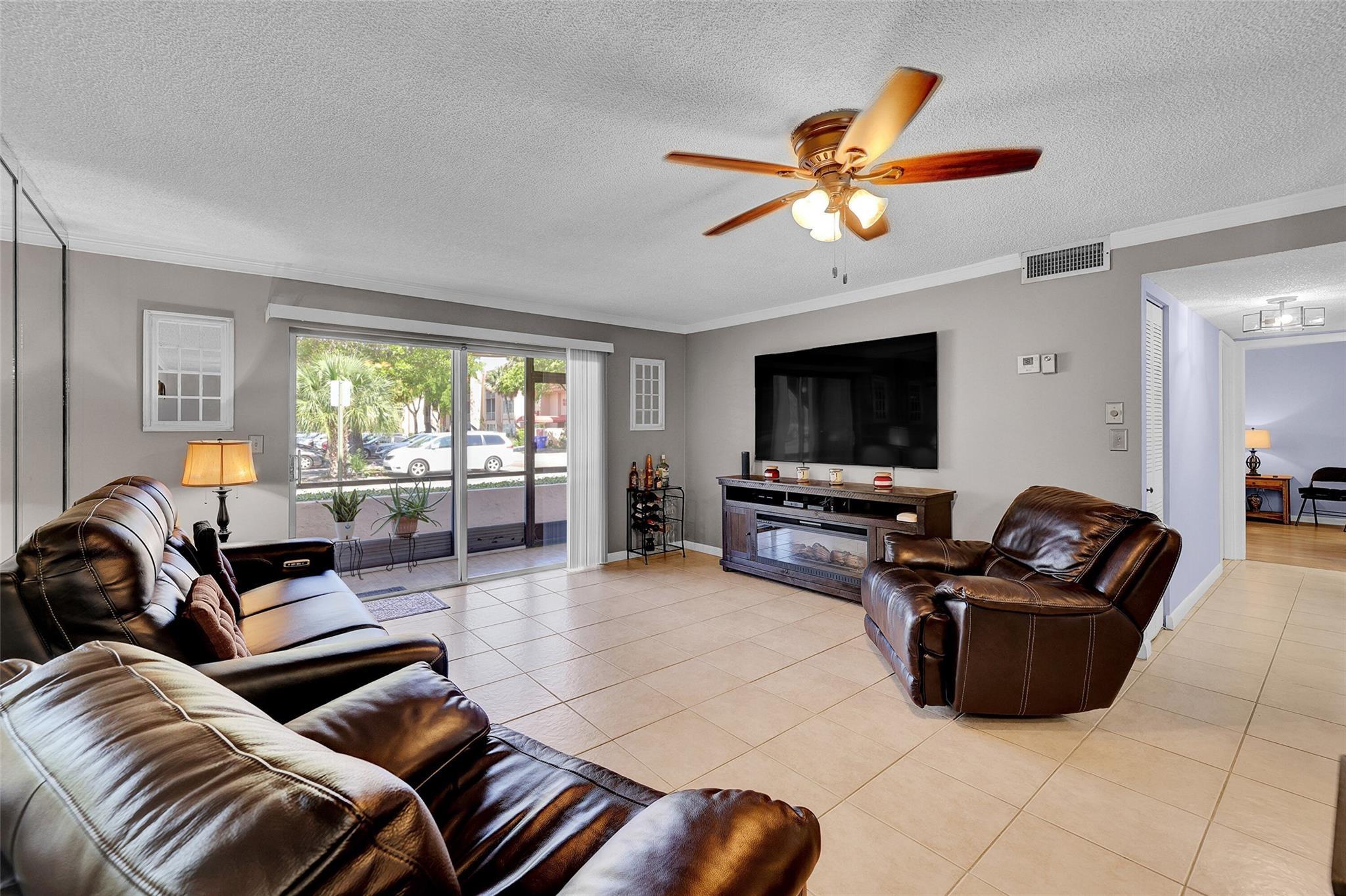 8260 SW 24th Street E 6112, North Lauderdale, FL 33068, North Lauderdale