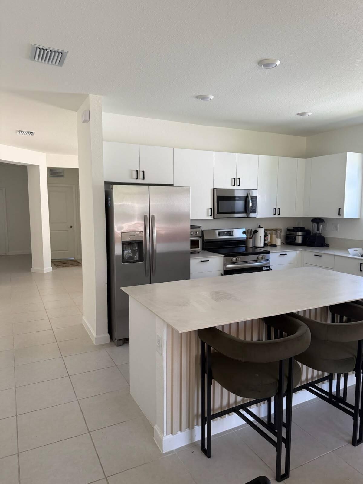 2402 SE 30th Street, Homestead, FL 33033, Homestead - Photo 4