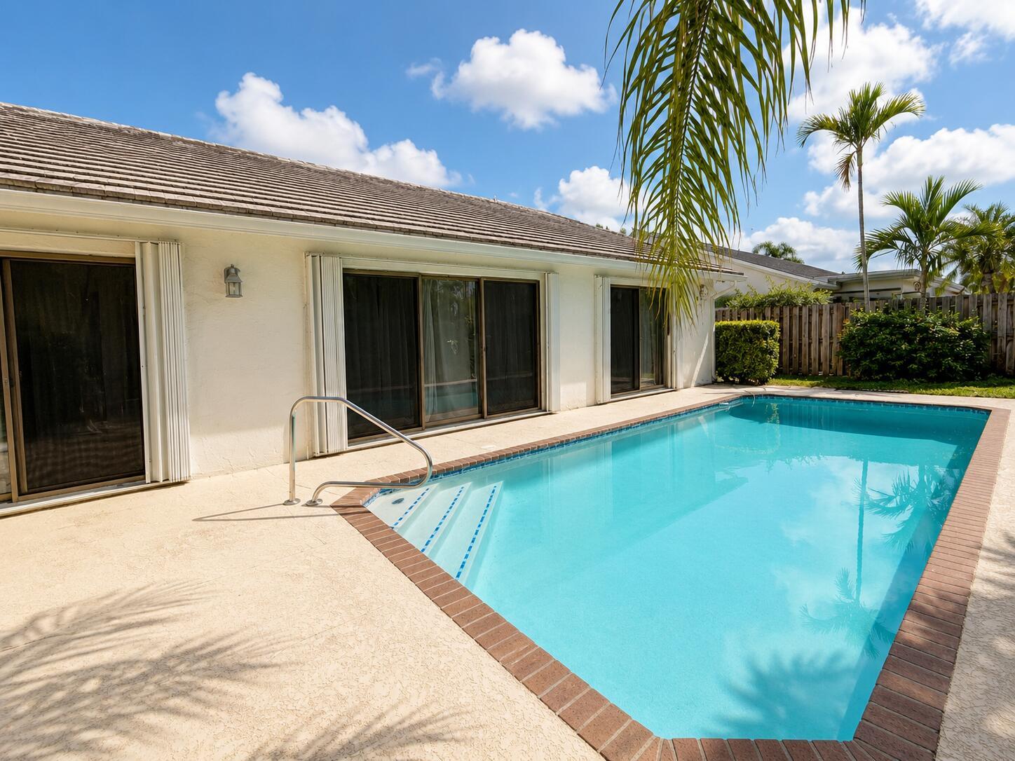 400 SEQUOIA Lane, Boca Raton, FL 33487, Boca Raton - Photo 2