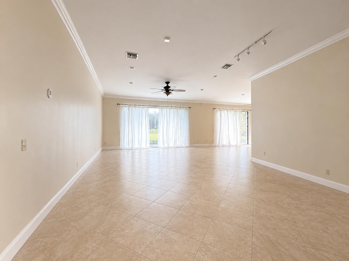 400 SEQUOIA Lane, Boca Raton, FL 33487, Boca Raton - Photo 4