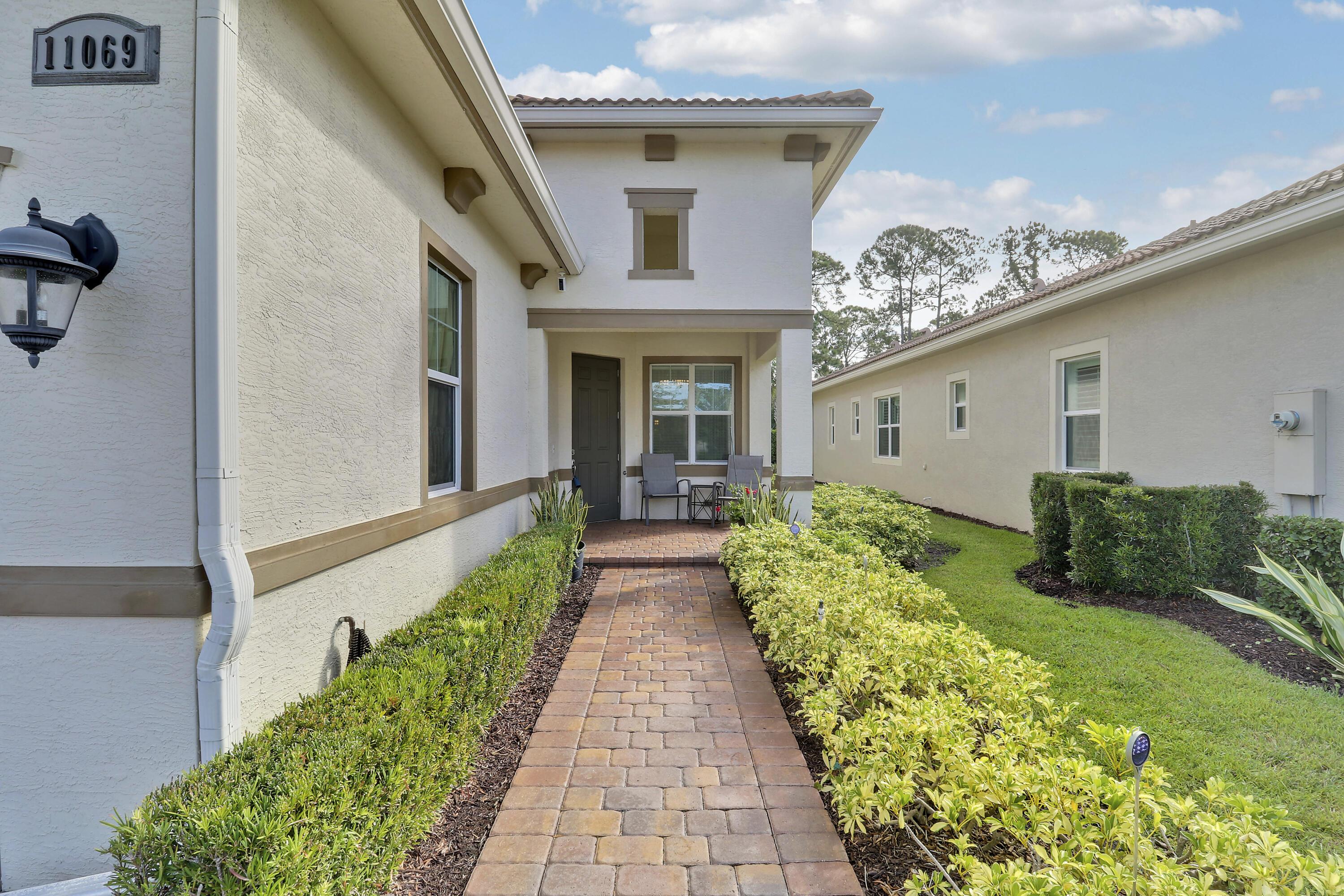 11069 SW Visconti Way, Port St. Lucie, FL 34986, Port St. Lucie - Photo 4