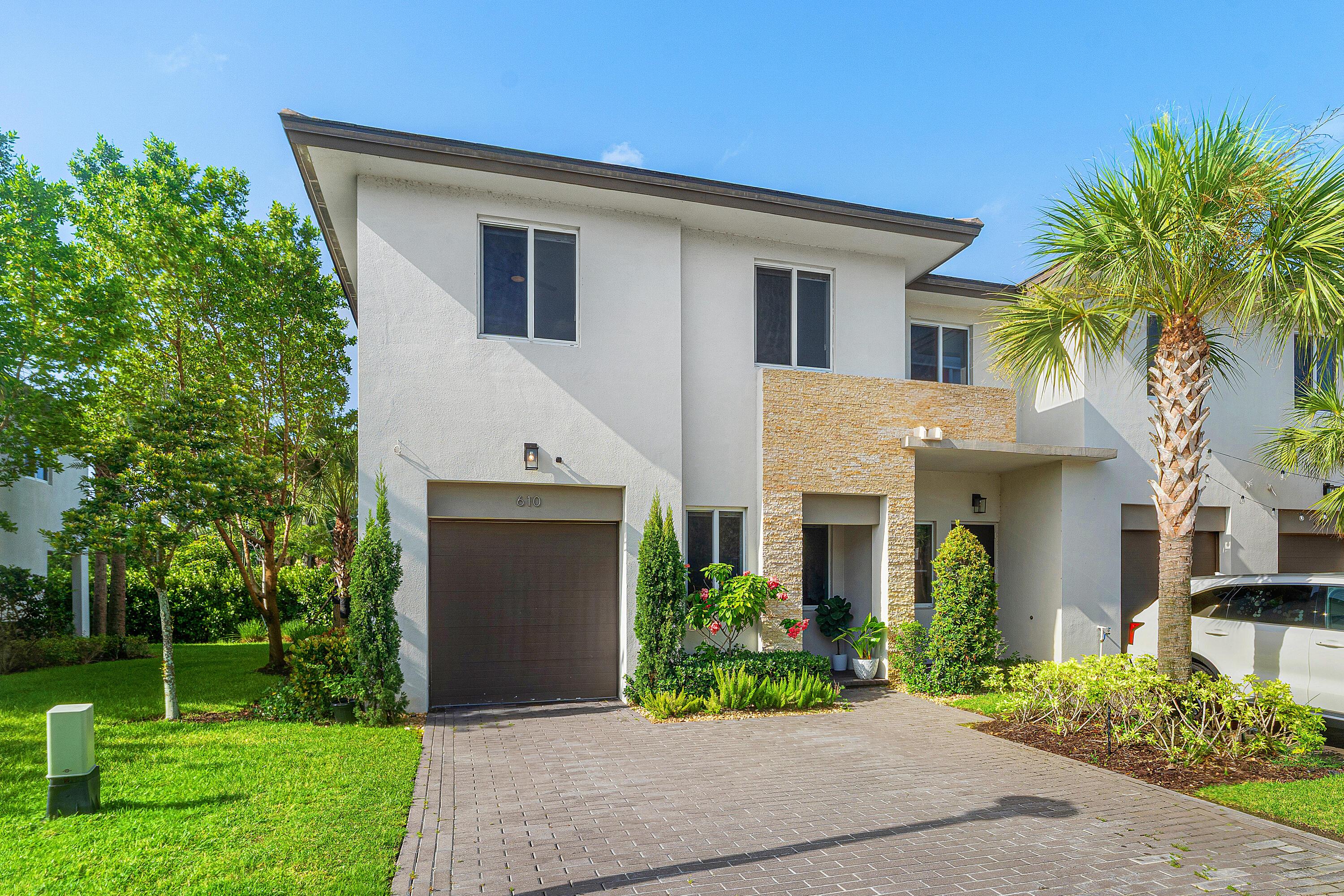 610 Pioneer Way, Royal Palm Beach, FL 33411, Royal Palm Beach