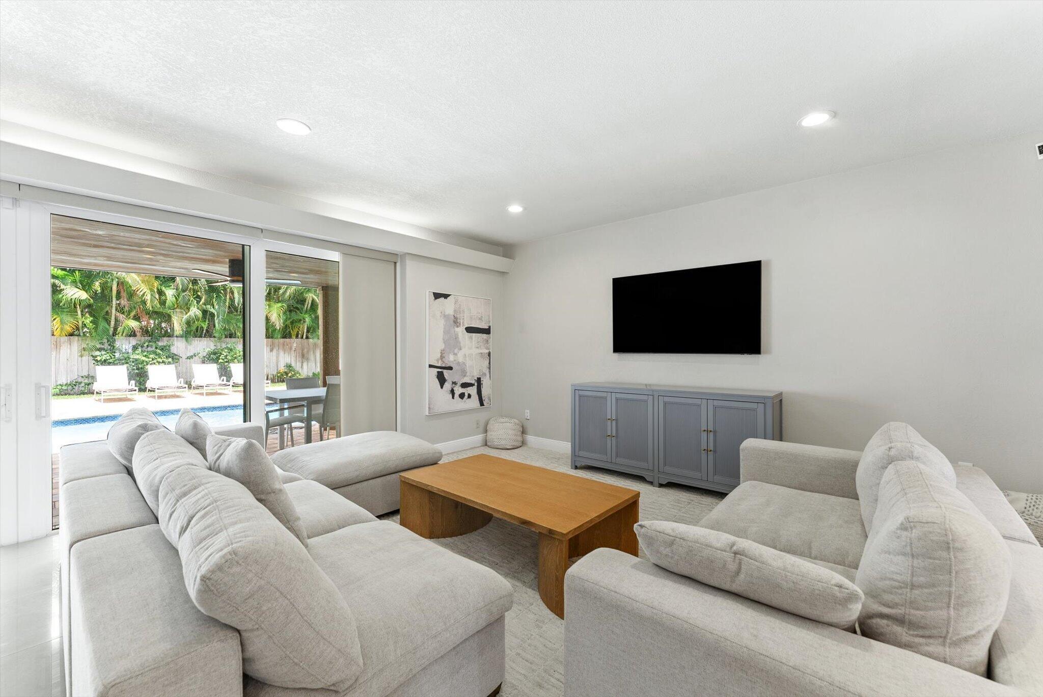 1051 NW 3rd Street, Boca Raton, FL 33486, Boca Raton - Photo 5
