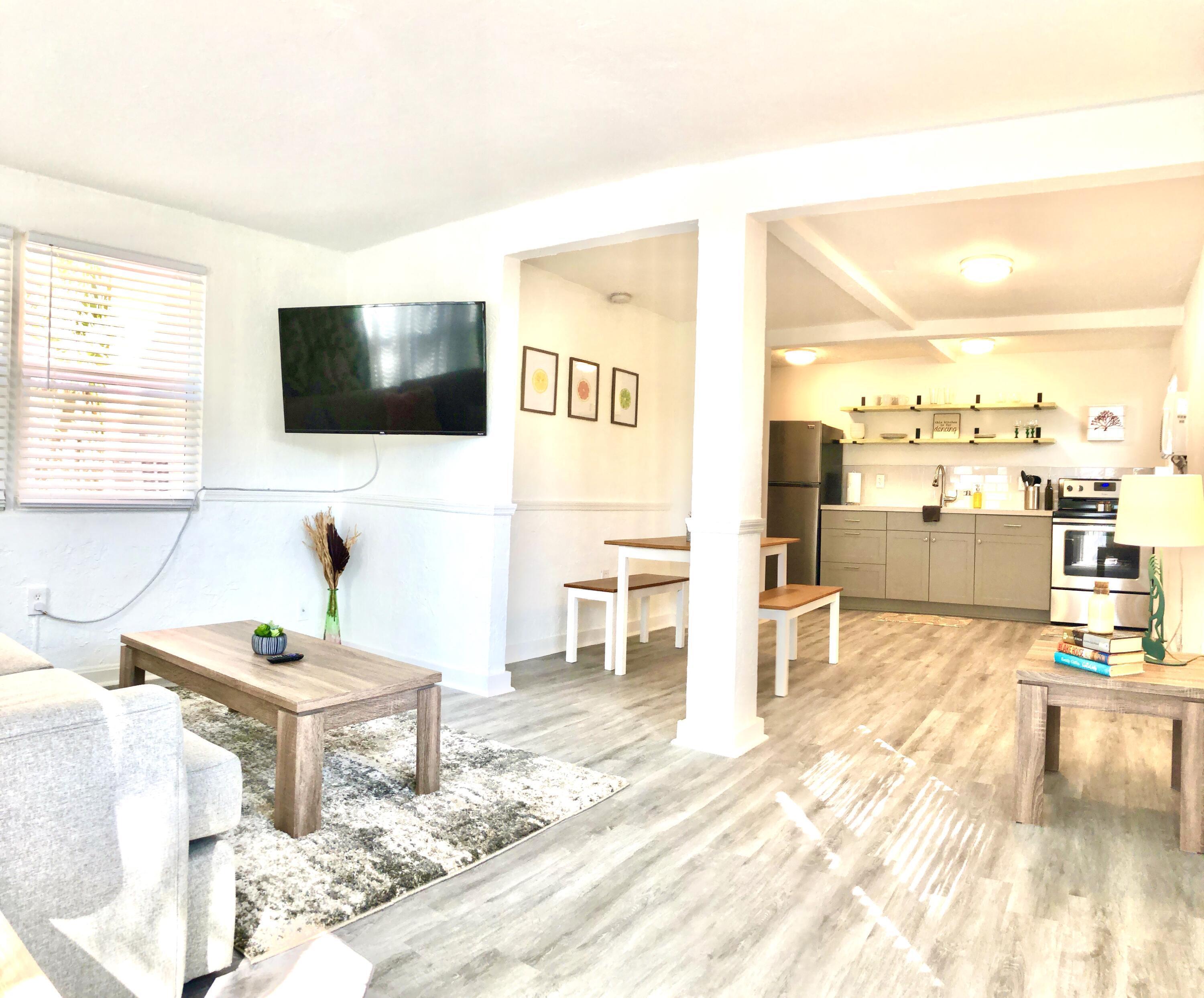 226 S Palmway, Lake Worth Beach, FL 33460, Lake Worth Beach - Photo 2