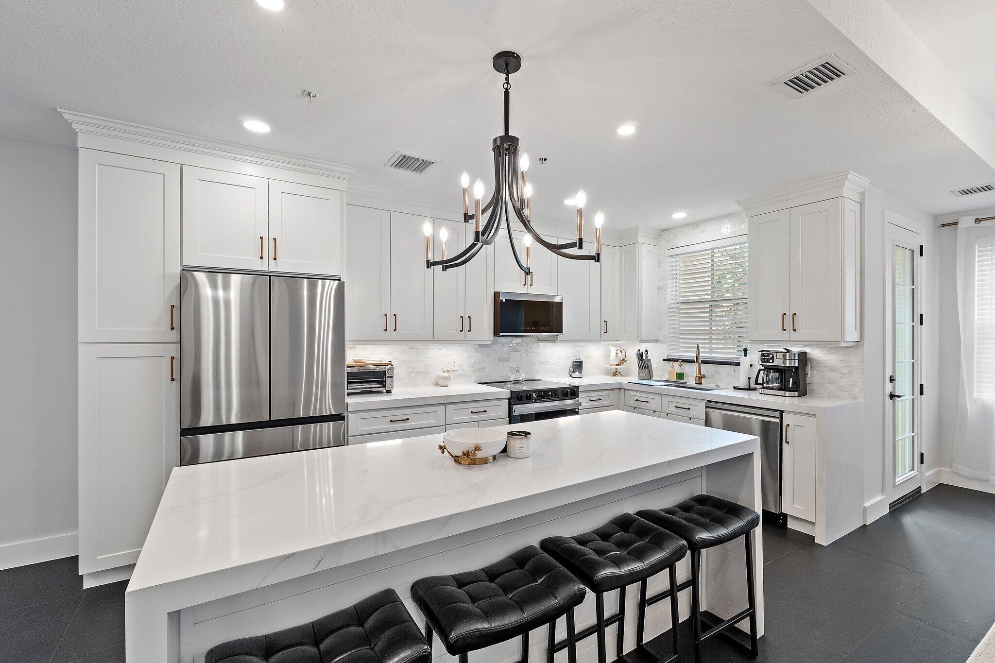 11774 Valencia Gardens Avenue, Palm Beach Gardens, FL 33410, Palm Beach Gardens - Photo 3