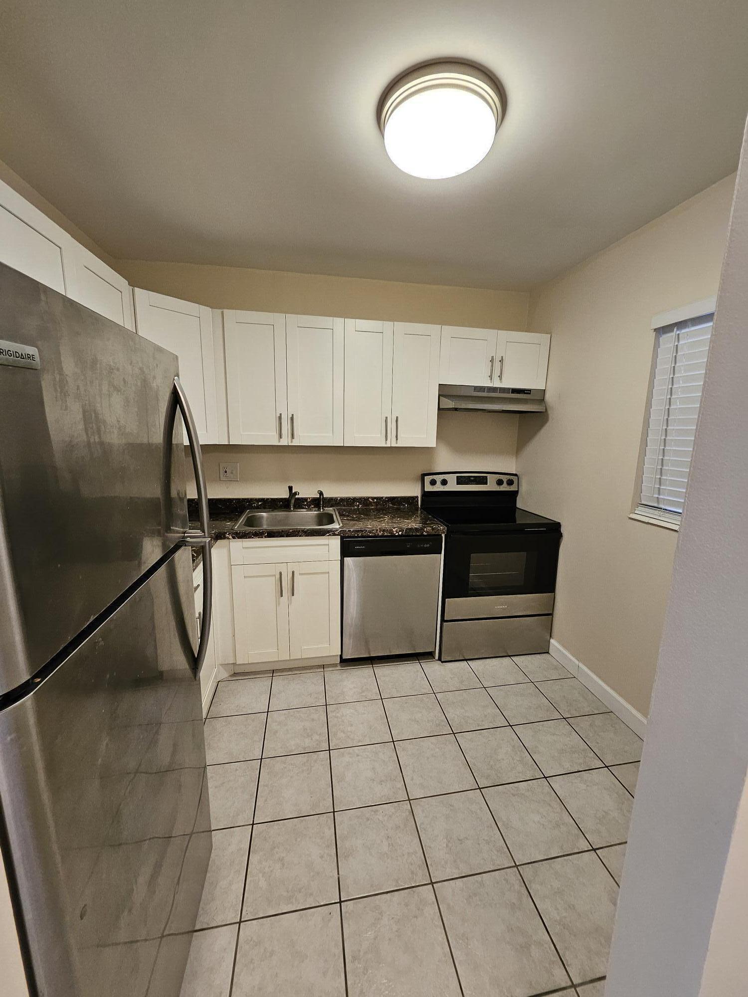 2900 NW 46TH Avenue 105, Lauderdale Lakes, FL 33313, Lauderdale Lakes