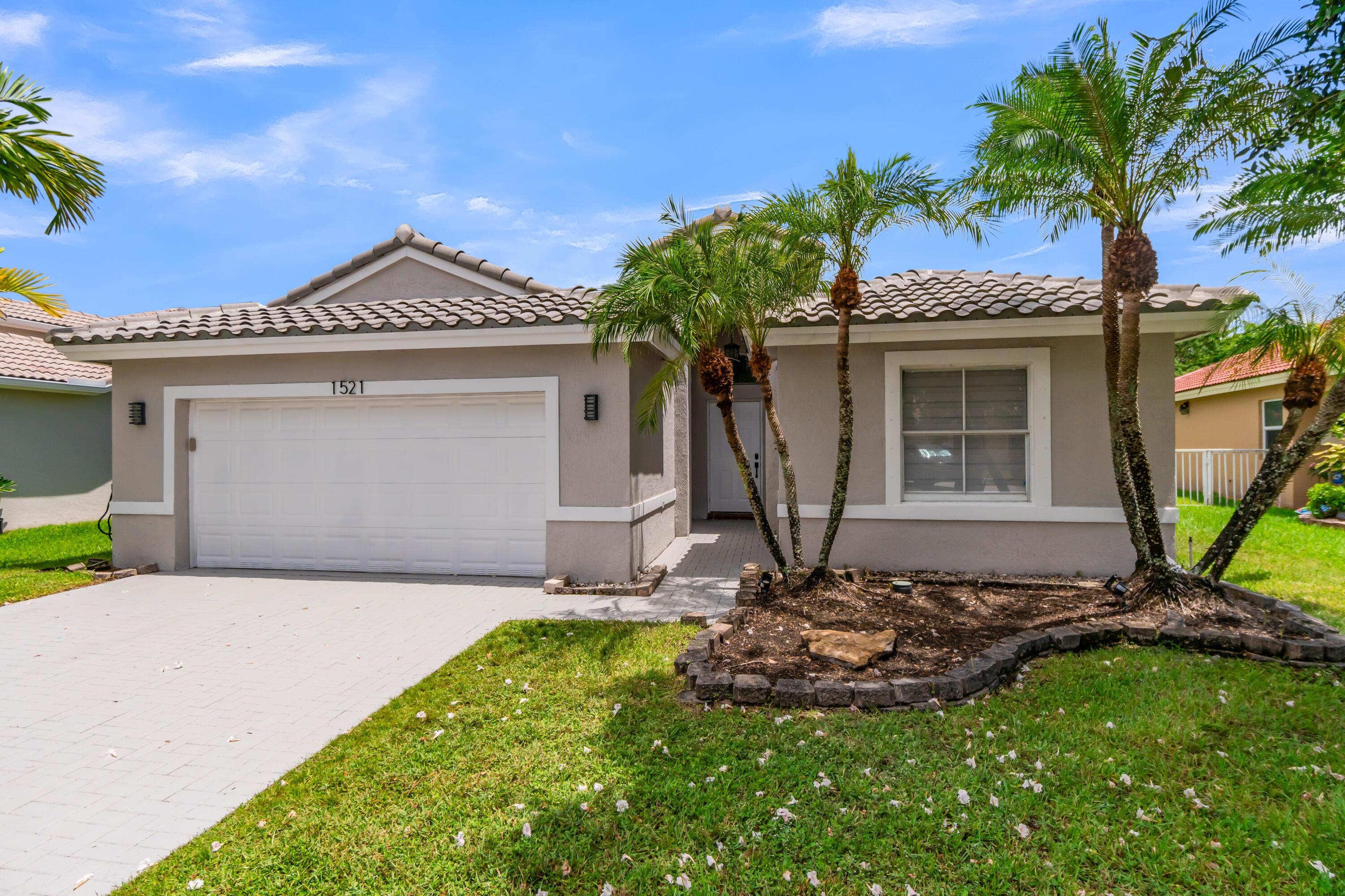 1521 SW 186th Avenue, Pembroke Pines, FL 33029, Pembroke Pines - Photo 3
