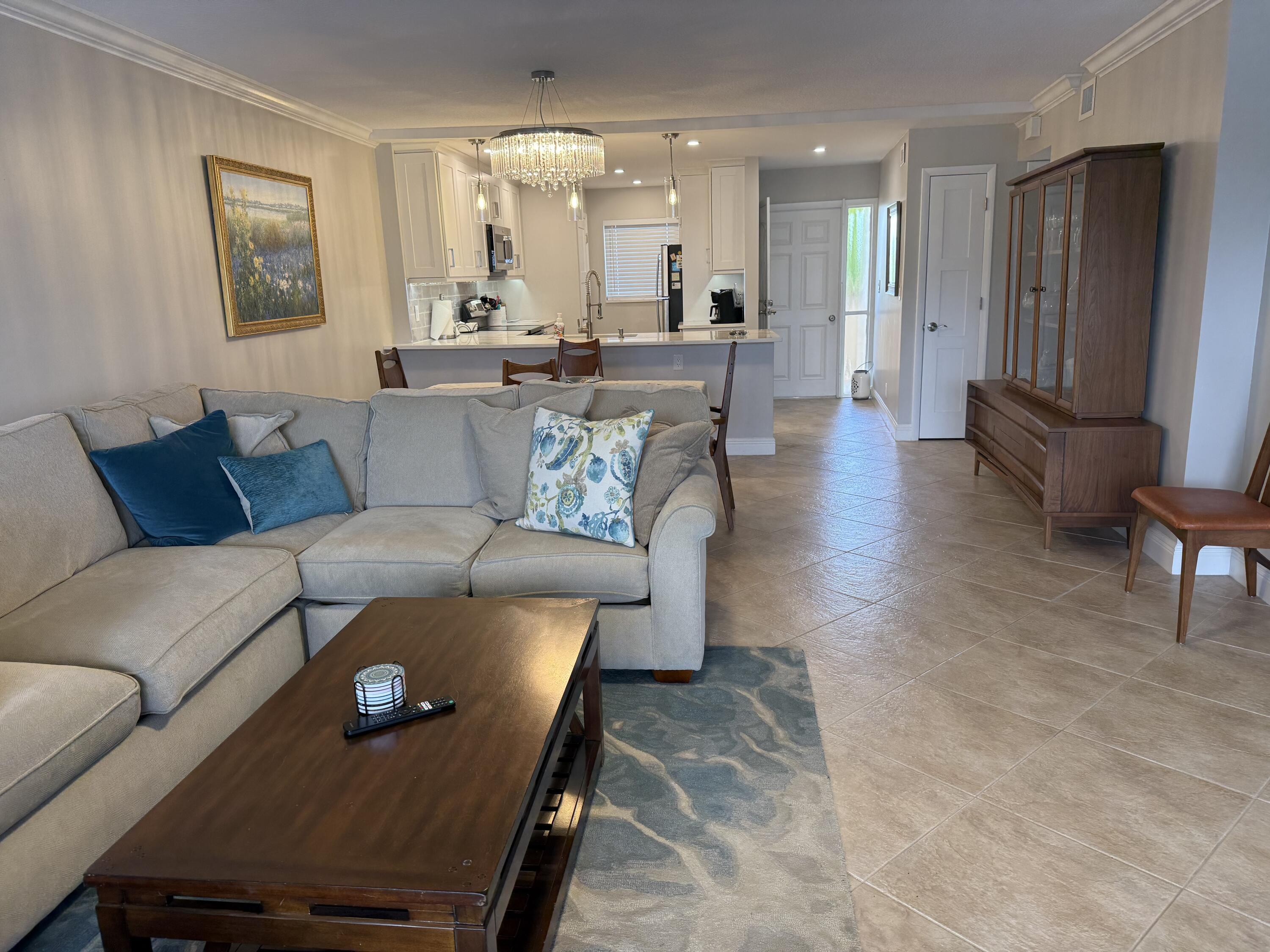 1523 E Hillsboro Boulevard 334, Deerfield Beach, FL 33441, Deerfield Beach - Photo 5