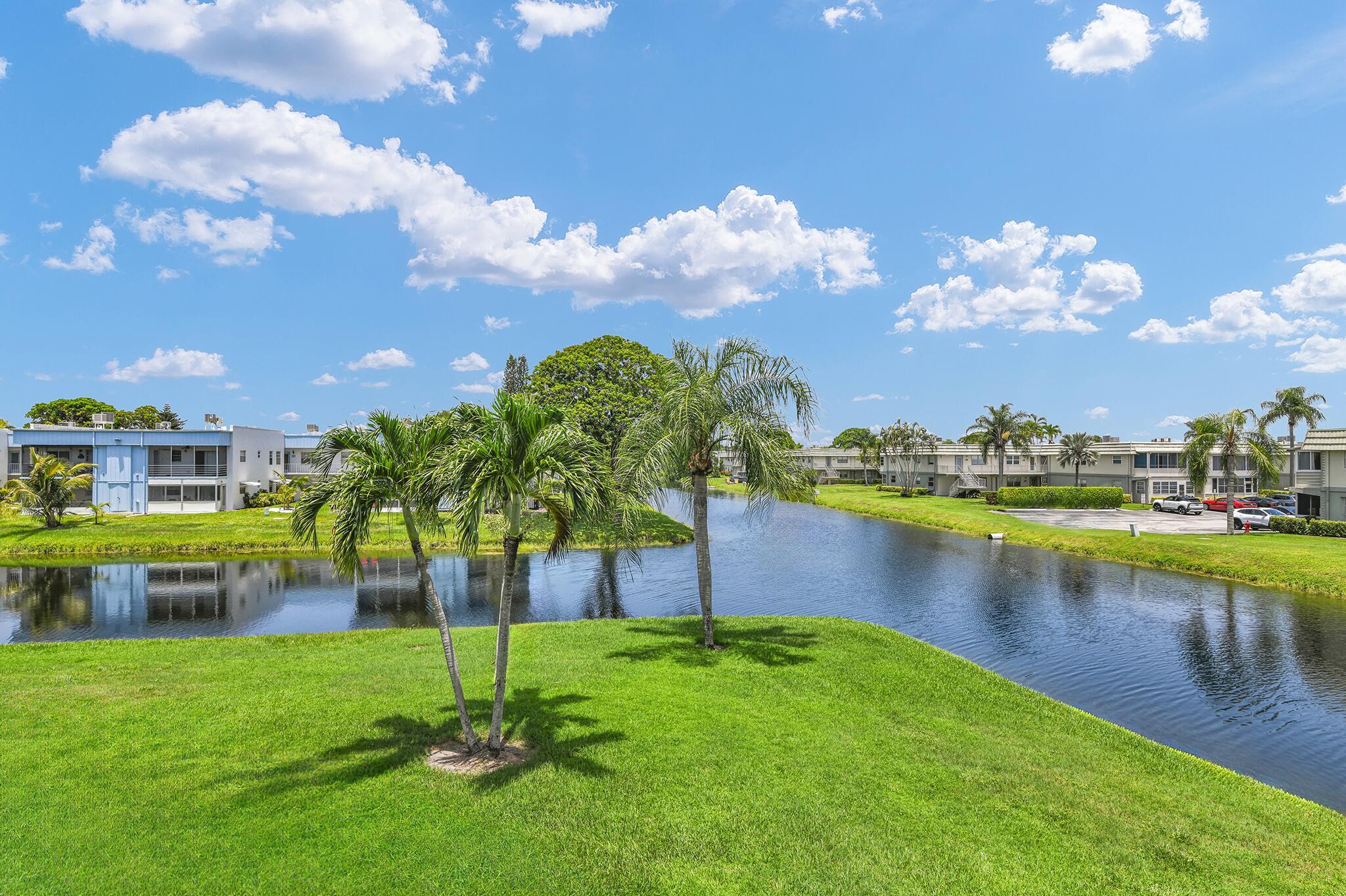 359 Saxony Trail H, Delray Beach, FL 33446, Delray Beach - Photo 4