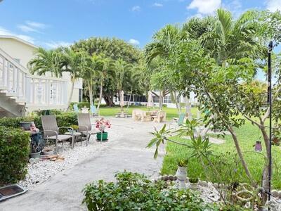 145 Dorchester G, West Palm Beach, FL 33417, West Palm Beach - Photo 2