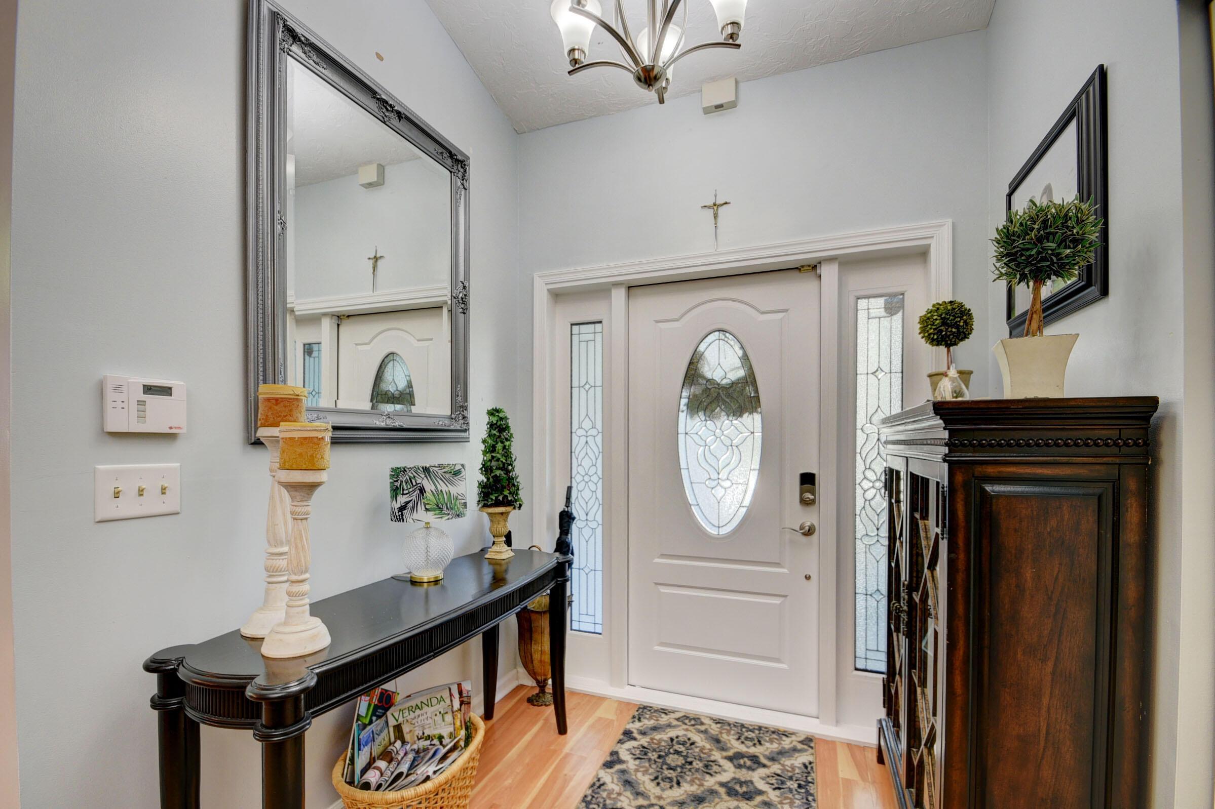 1098 Primrose Lane, Wellington, FL 33414, Wellington - Photo 2