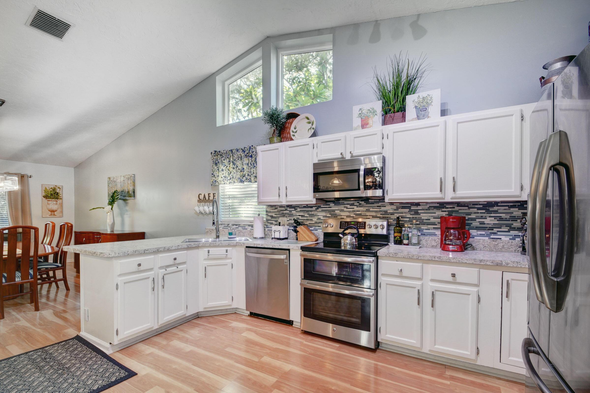 1098 Primrose Lane, Wellington, FL 33414, Wellington - Photo 5