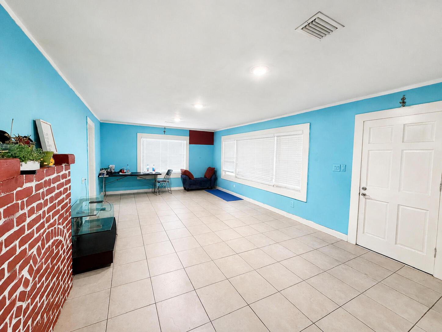 1204 Easter Avenue, Fort Pierce, FL 34950, Fort Pierce - Photo 5