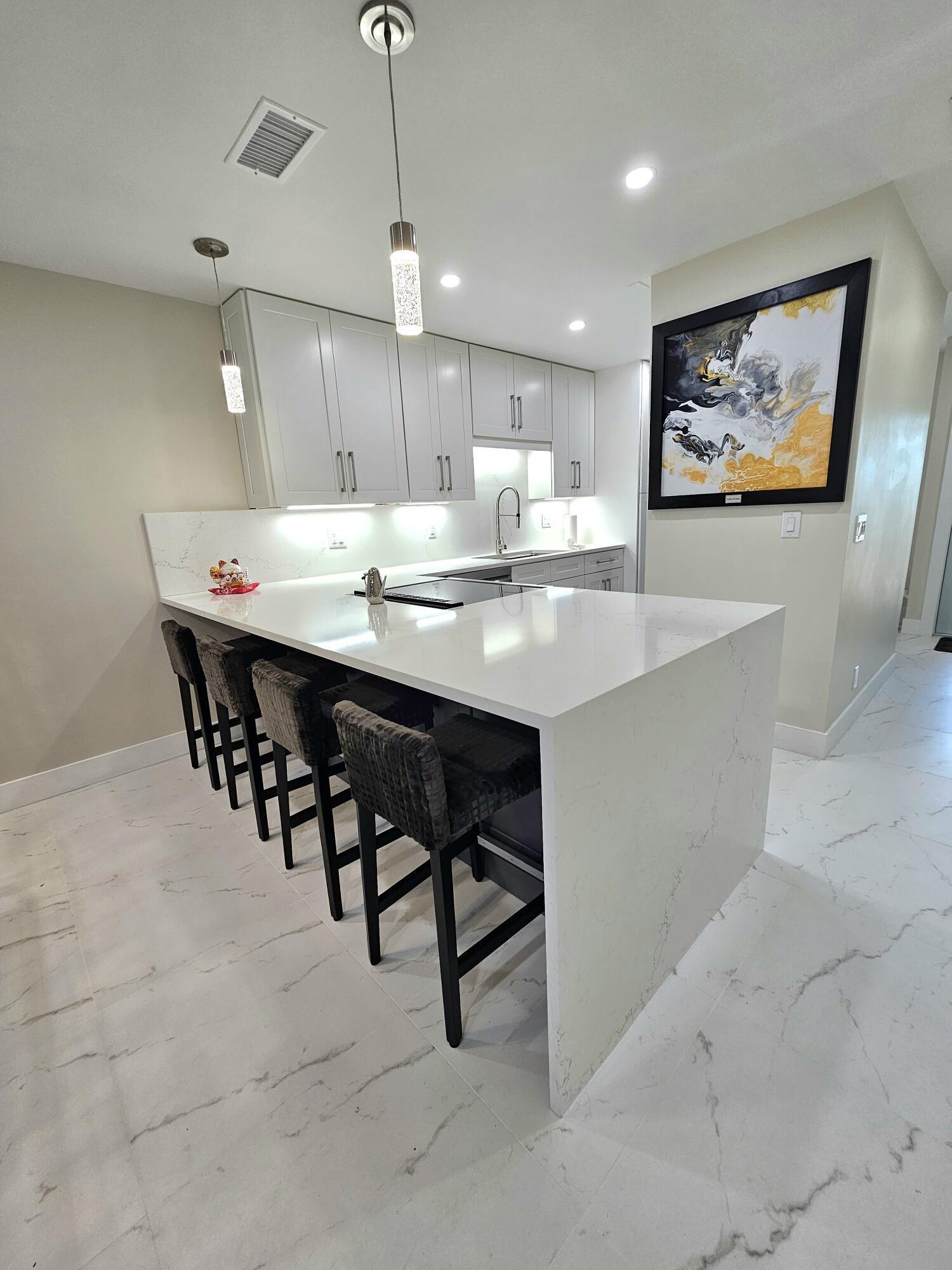 1631 NW 18th Avenue 201, Delray Beach, FL 33445, Delray Beach - Photo 5