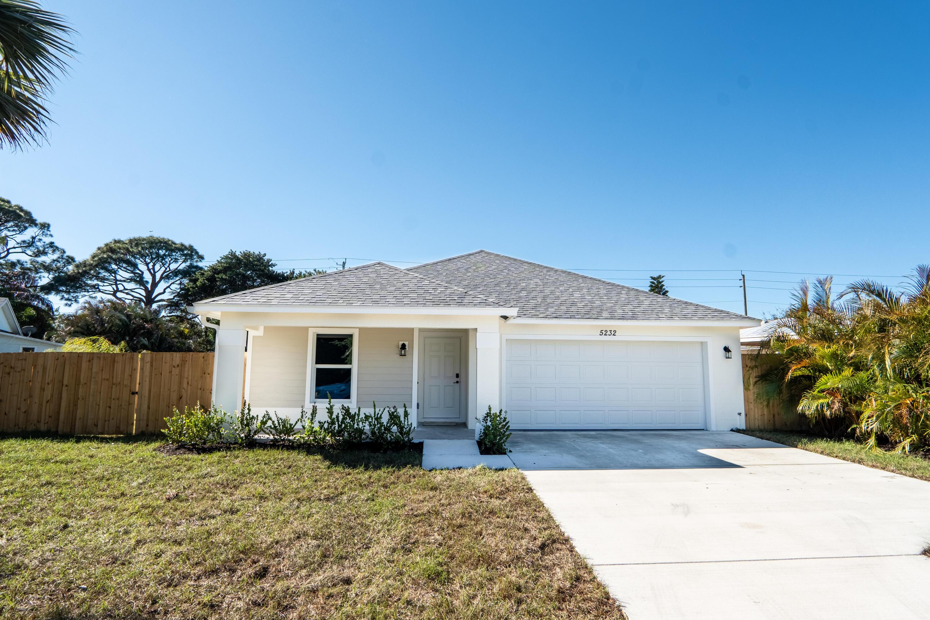 5232 SE 55TH Terrace, Stuart, FL 34997, Stuart - Photo 2