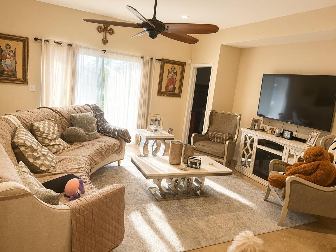 9525 Cobblestone Creek Drive, Boynton Beach, FL 33472, Boynton Beach - Photo 2