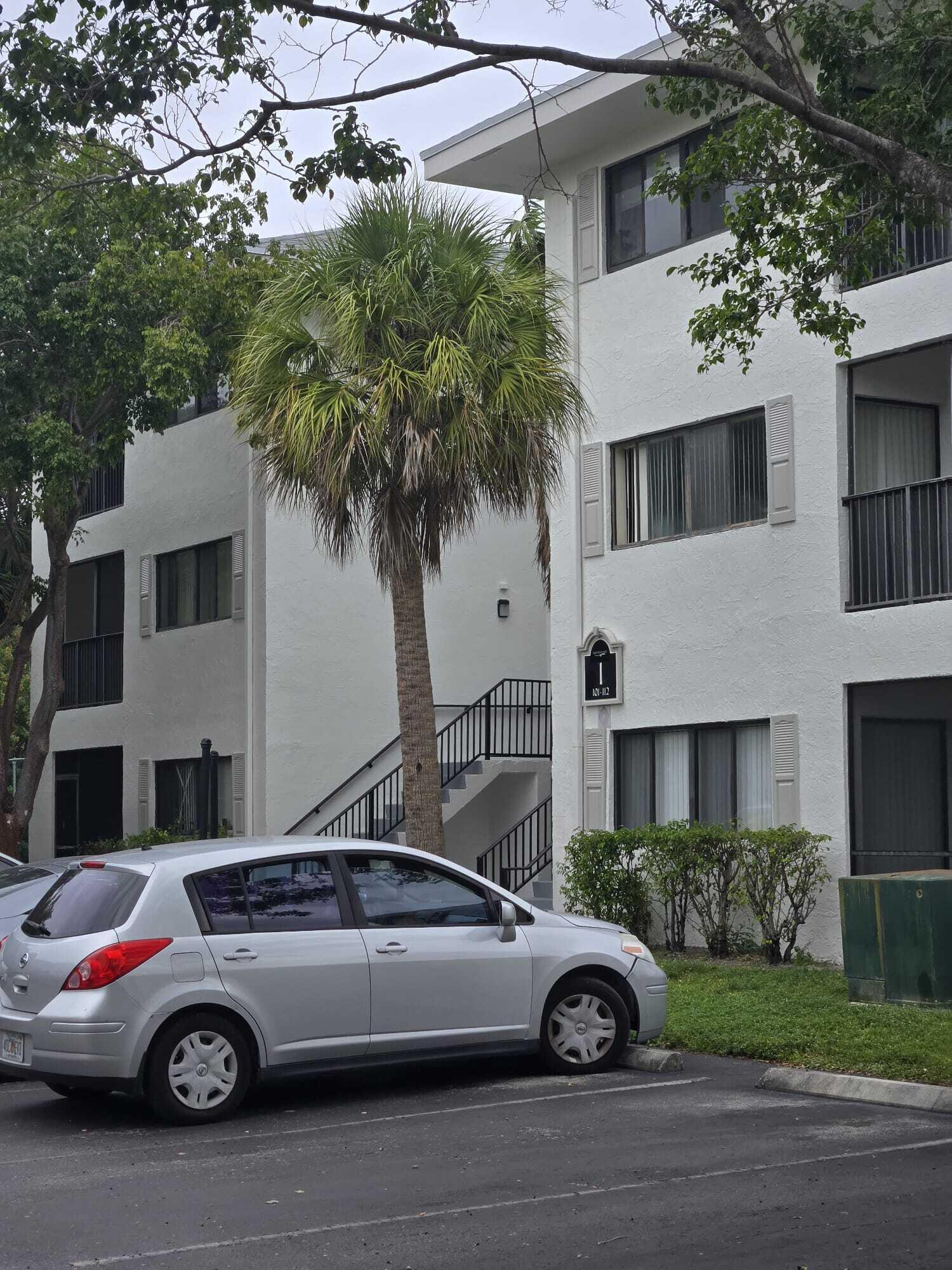 2445 SW 18TH Terrace 1120, Fort Lauderdale, FL 33315, Fort Lauderdale - Photo 2