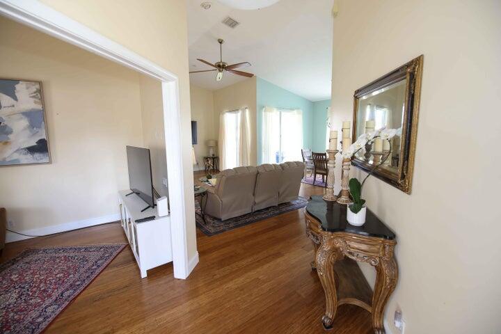 454 NW Lismore Lane, Port St. Lucie, FL 34986, Port St. Lucie - Photo 4