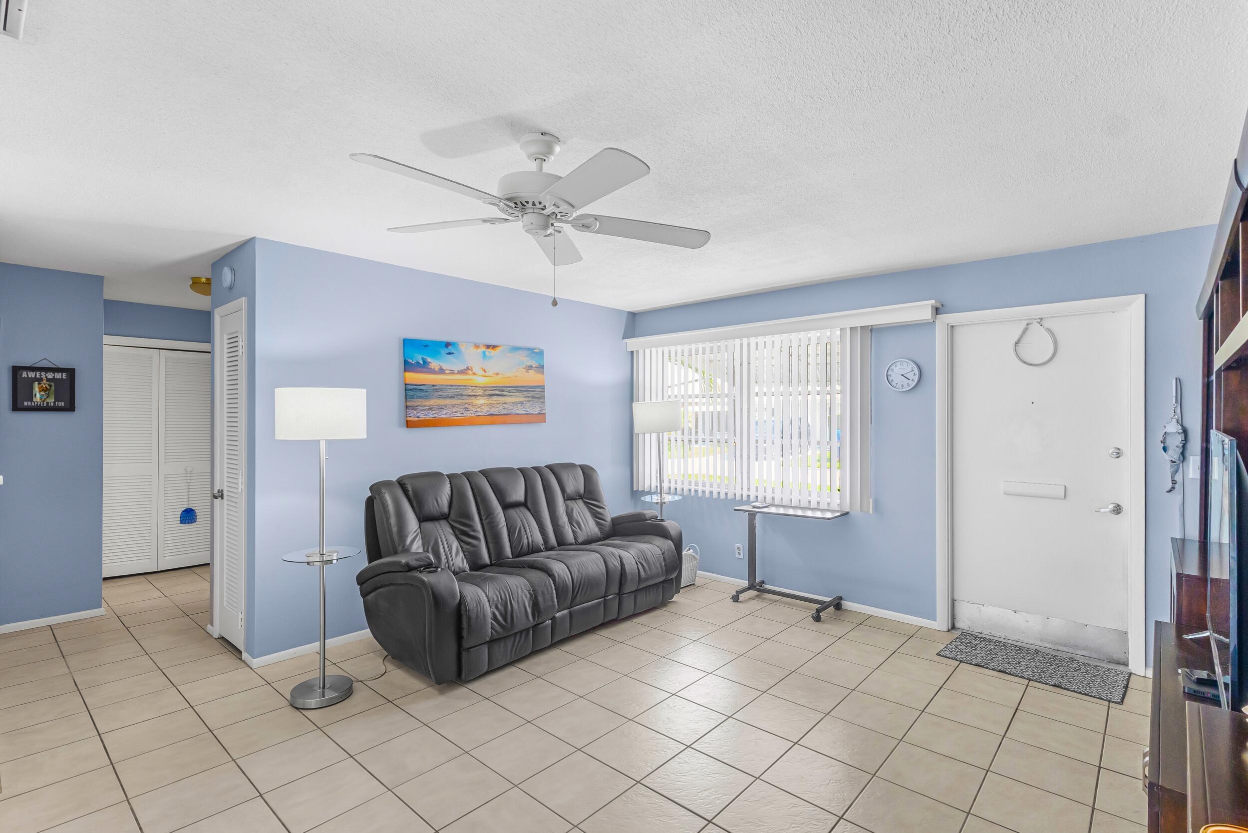 1103 Siesta Avenue, Boynton Beach, FL 33426, Boynton Beach - Photo 3