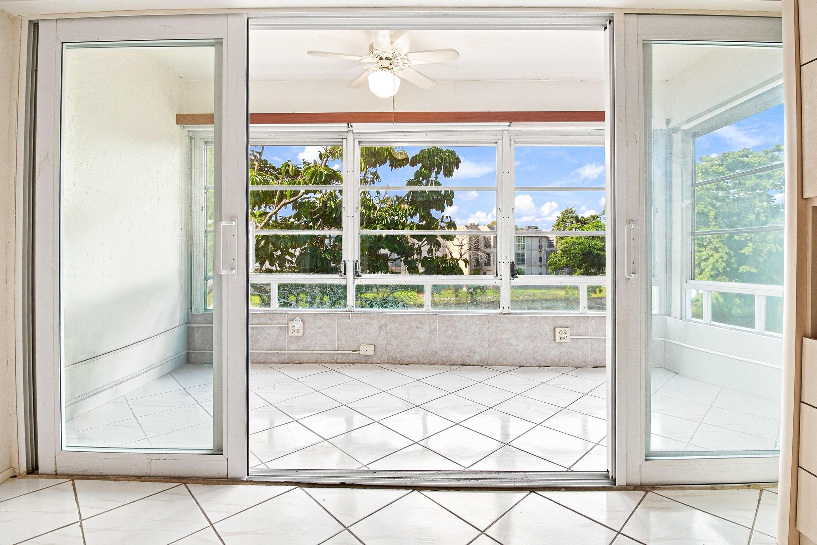 8321 Sands Point Boulevard D305, Tamarac, FL 33321, Tamarac - Photo 2
