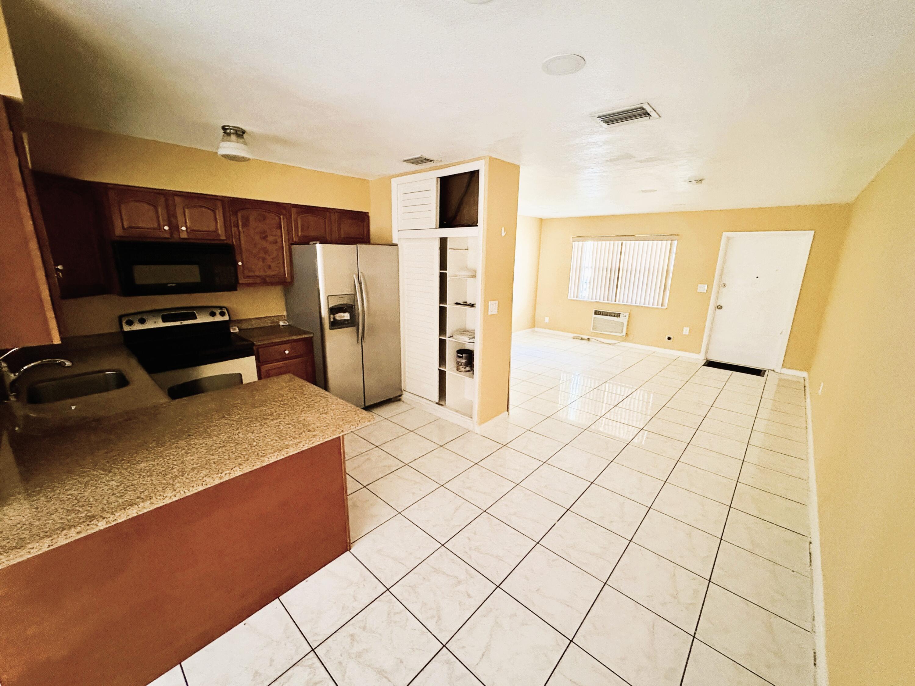 1685 NW 60TH Avenue B, Sunrise, FL 33313, Sunrise - Photo 5