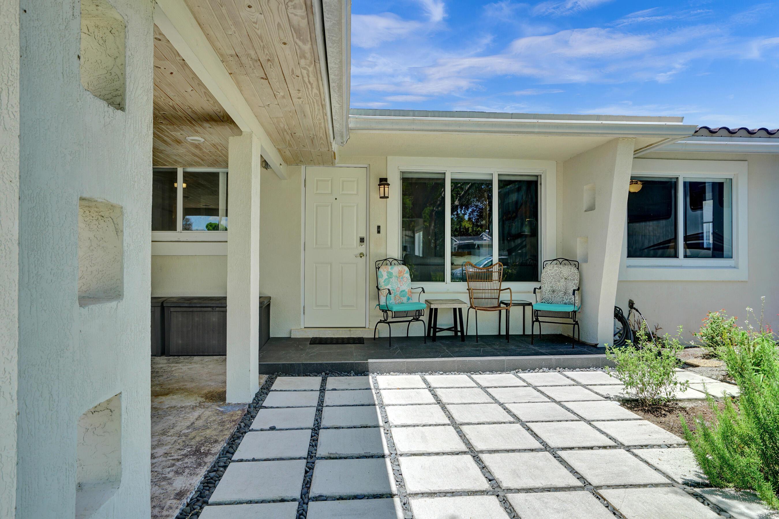 1041 SW 32ND Street, Fort Lauderdale, FL 33315, Fort Lauderdale - Photo 2