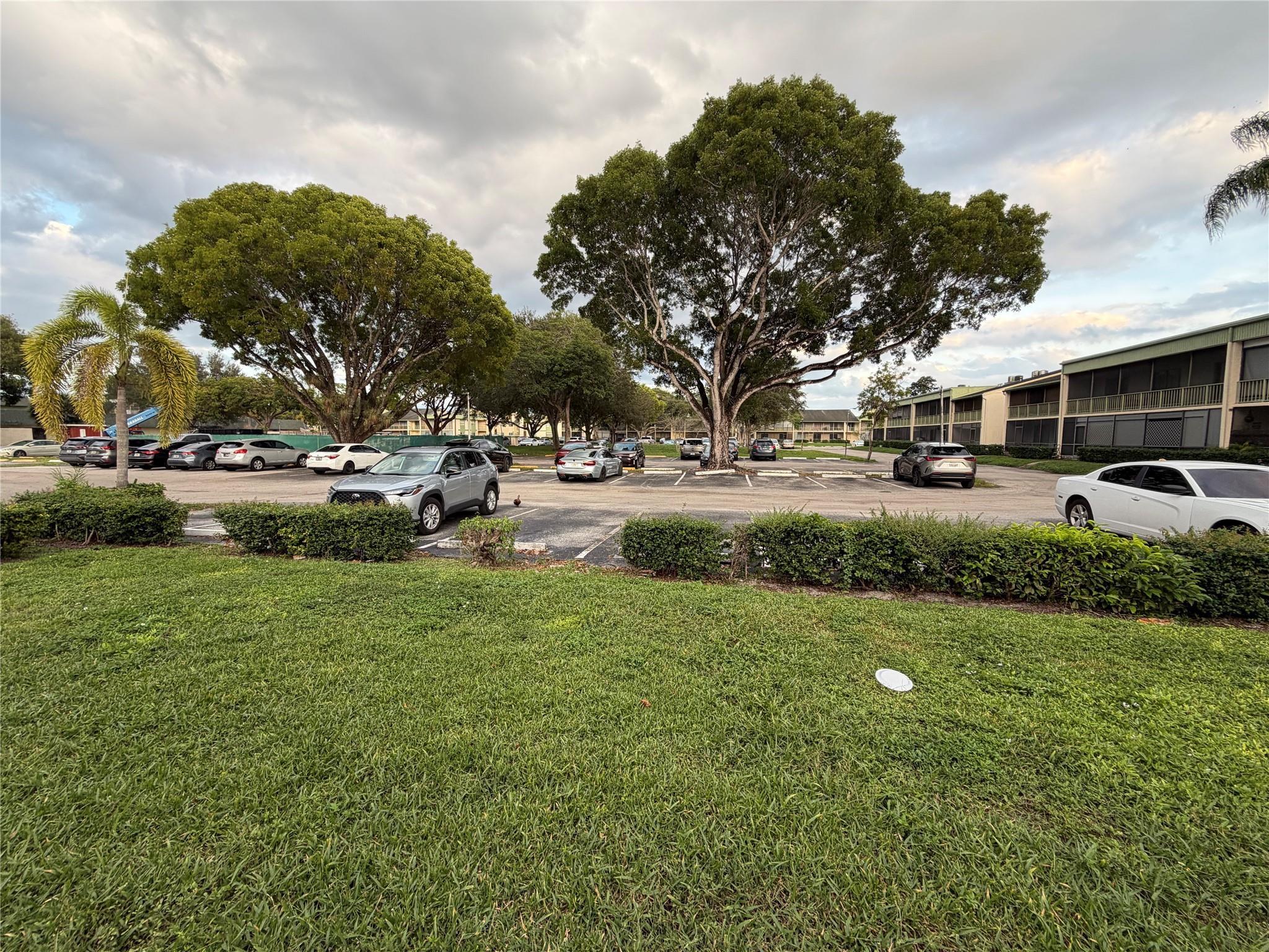 4138 NW 88th Avenue 107, Coral Springs, FL 33065, Coral Springs - Photo 5