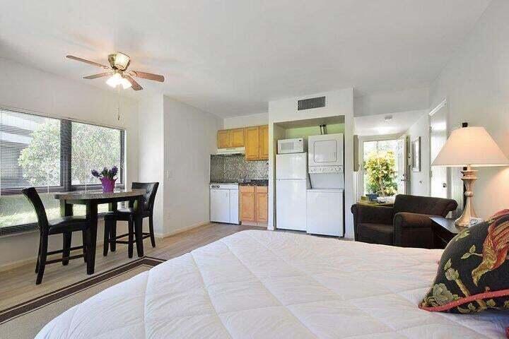 13334 Polo Club Road 251, Wellington, FL 33414, Wellington