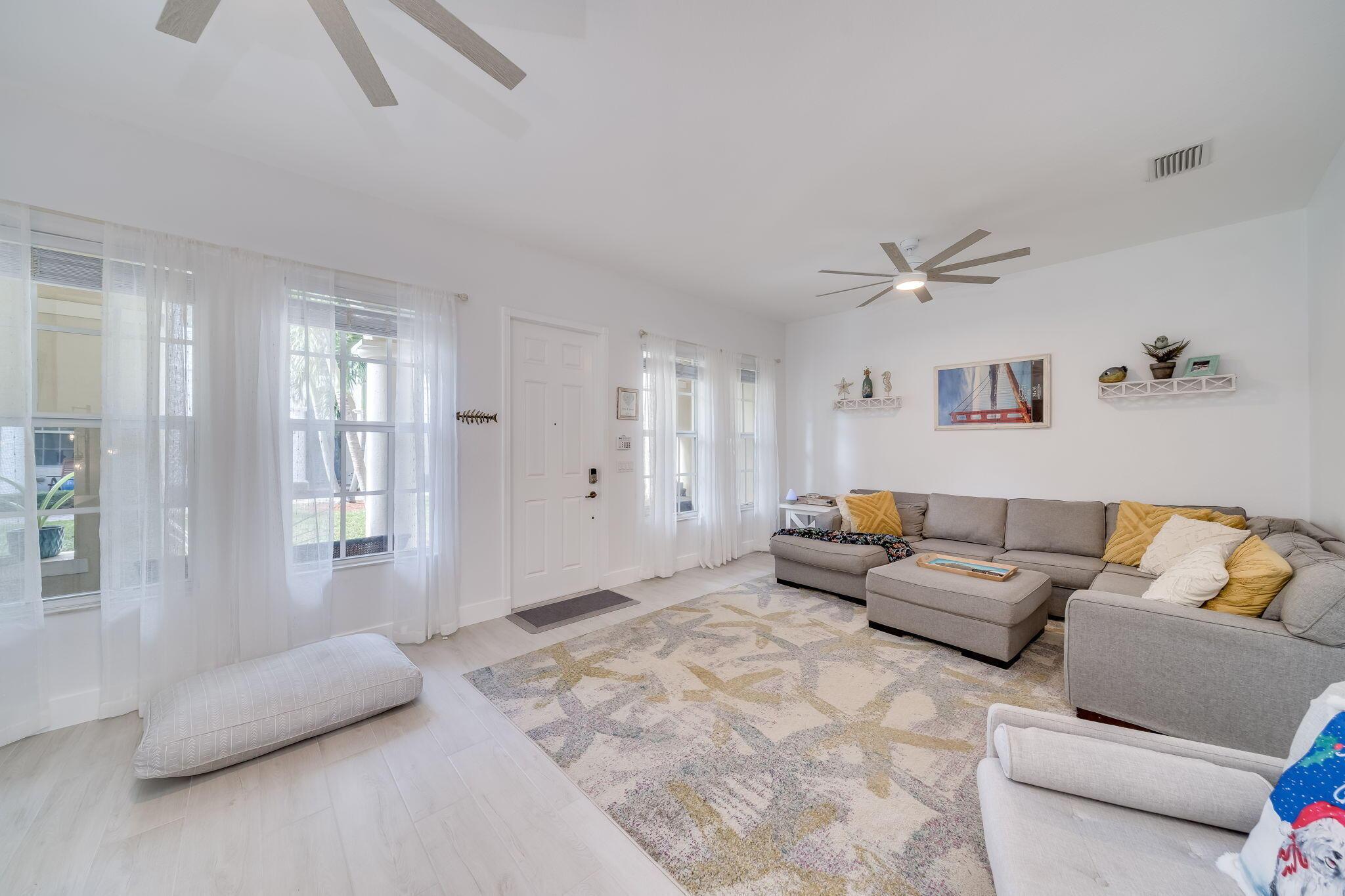 8335 NW 7TH Terrace, Boca Raton, FL 33487, Boca Raton - Photo 5