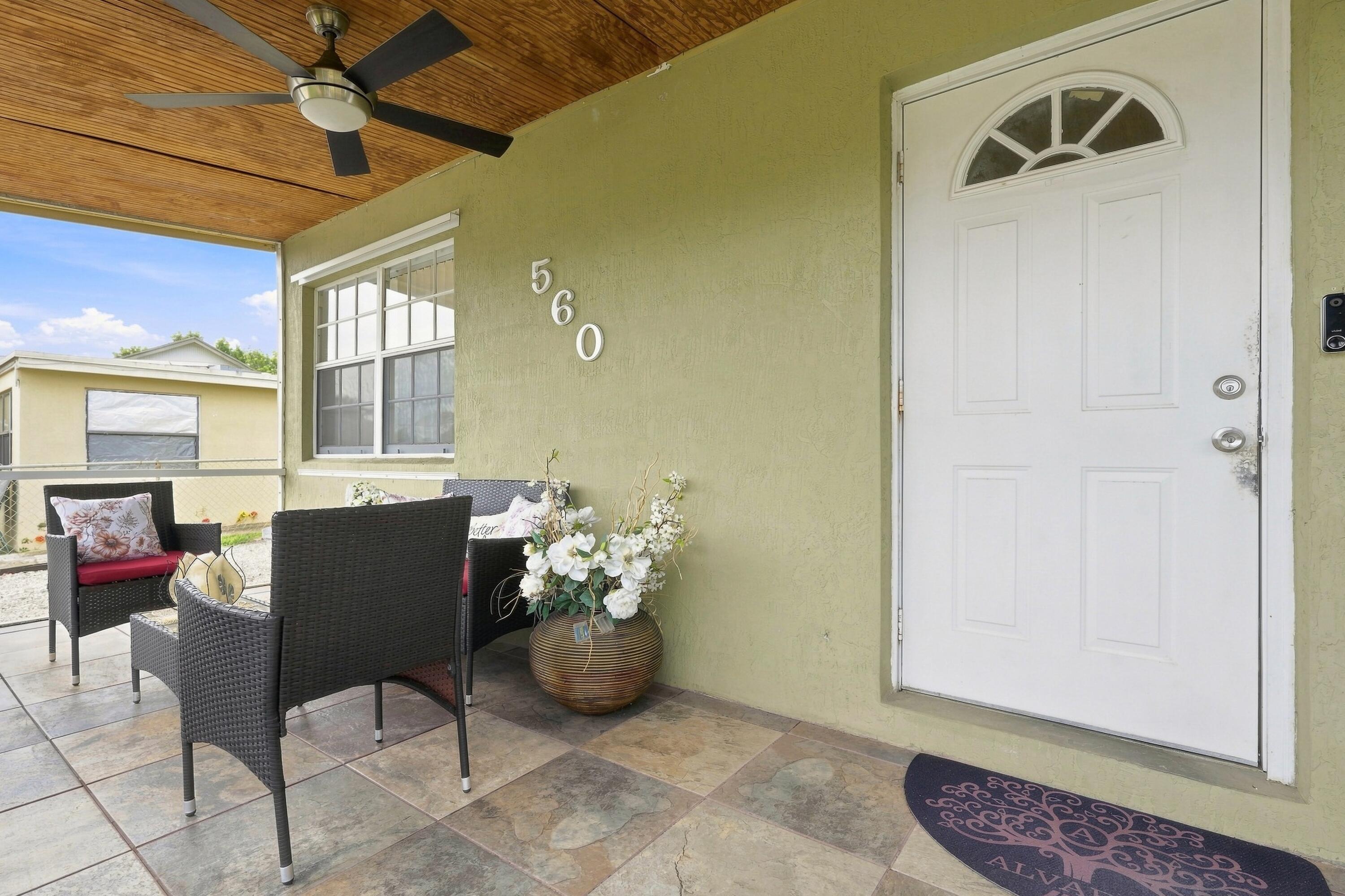 560 Seagrape Road, Lantana, FL 33462, Lantana - Photo 4
