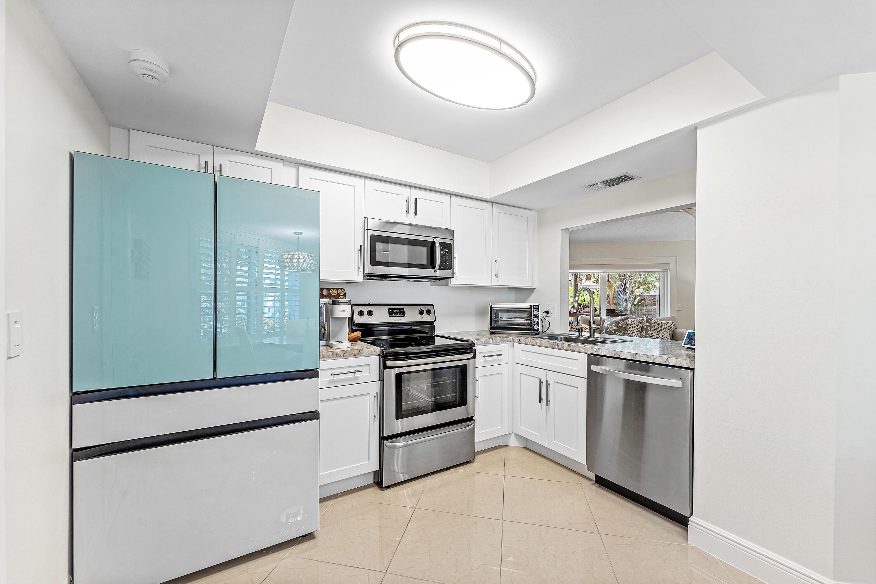 140 Arrowhead Circle, Jupiter, FL 33458, Jupiter - Photo 3