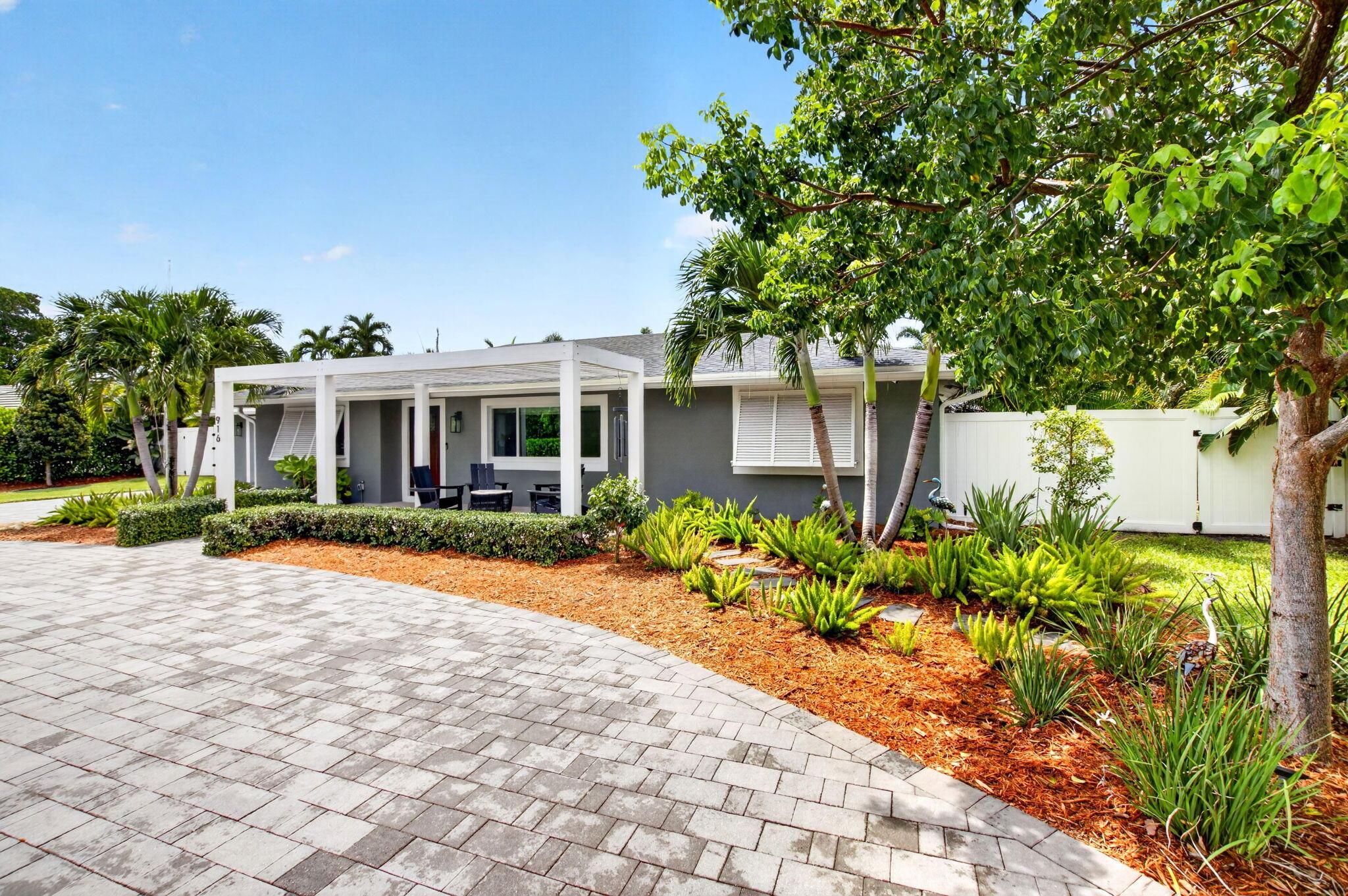 916 SW 36TH Court, Boynton Beach, FL 33435, Boynton Beach - Photo 5