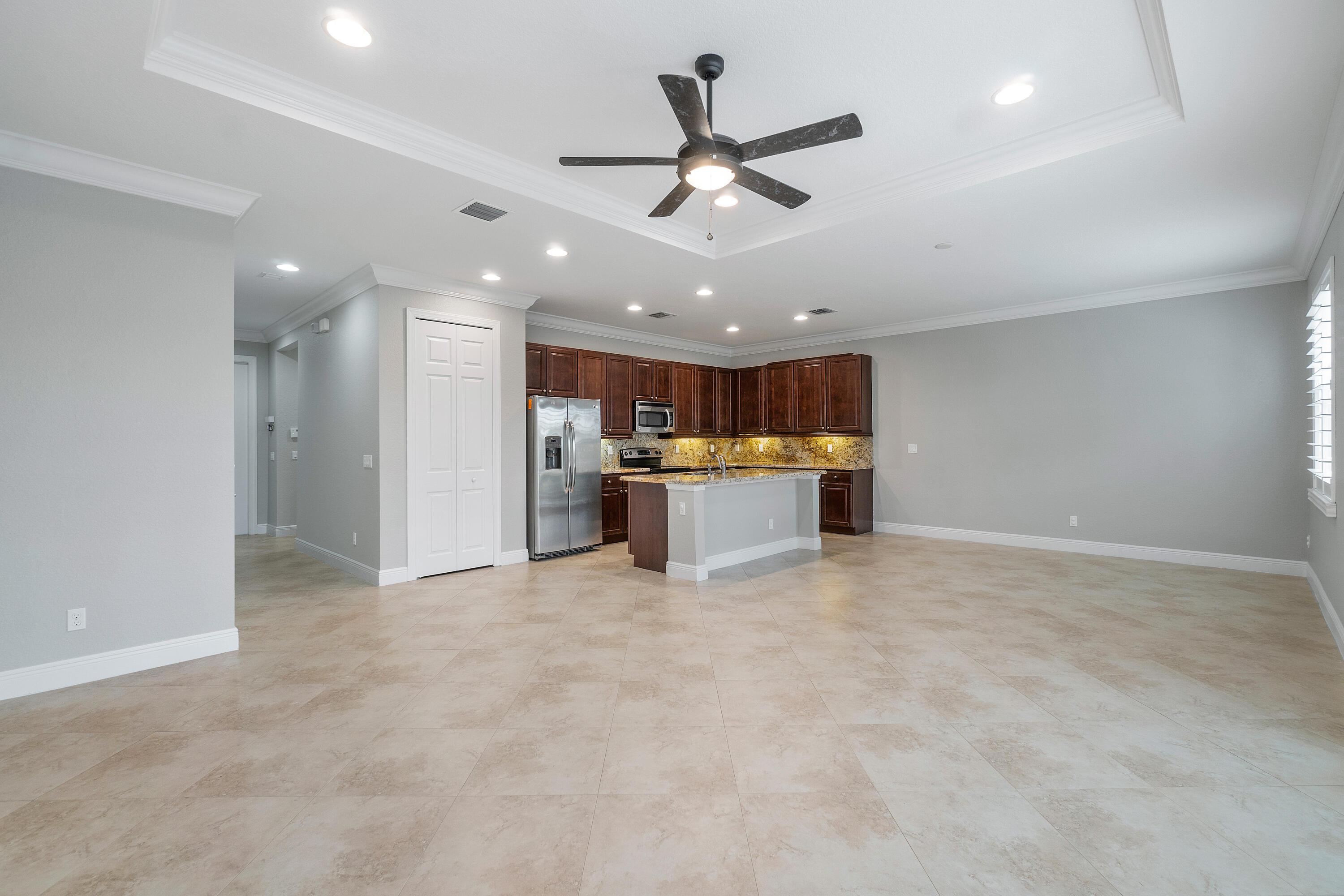 4612 Cadiz Circle, Palm Beach Gardens, FL 33418, Palm Beach Gardens - Photo 5