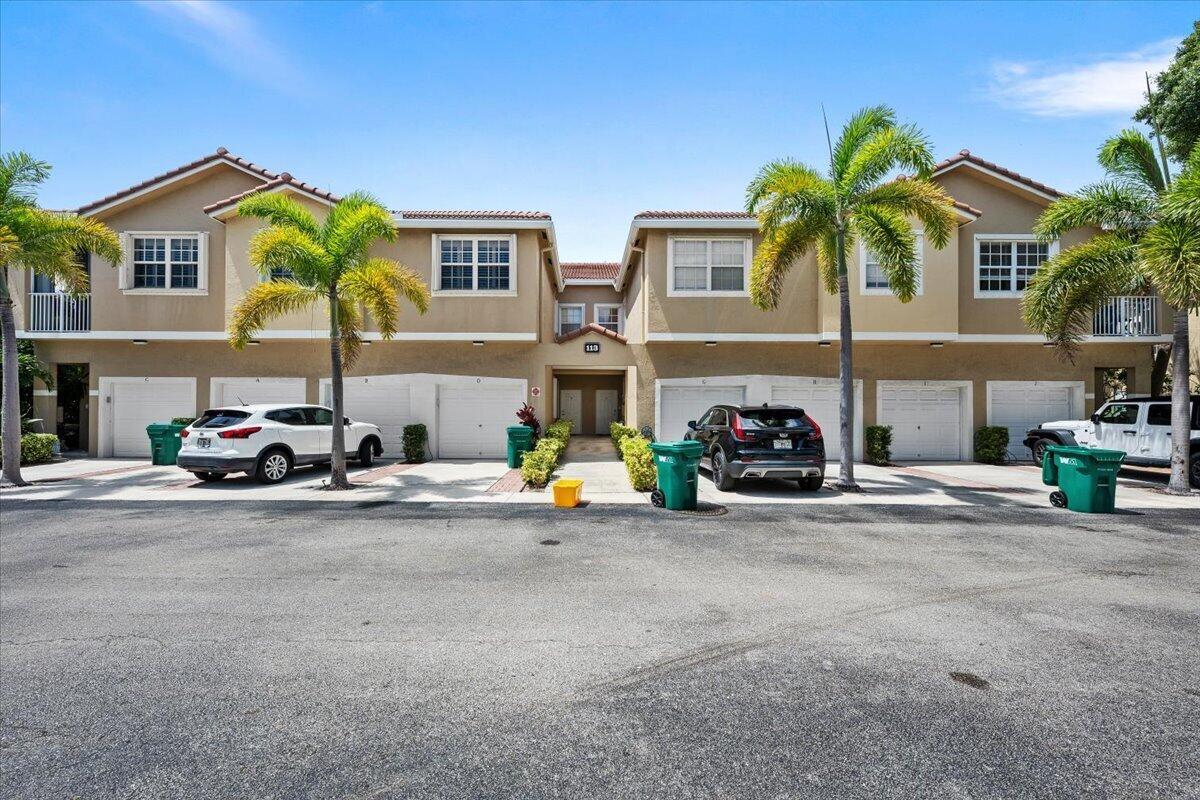 113 LIGHTHOUSE Circle C, Tequesta, FL 33469, Tequesta